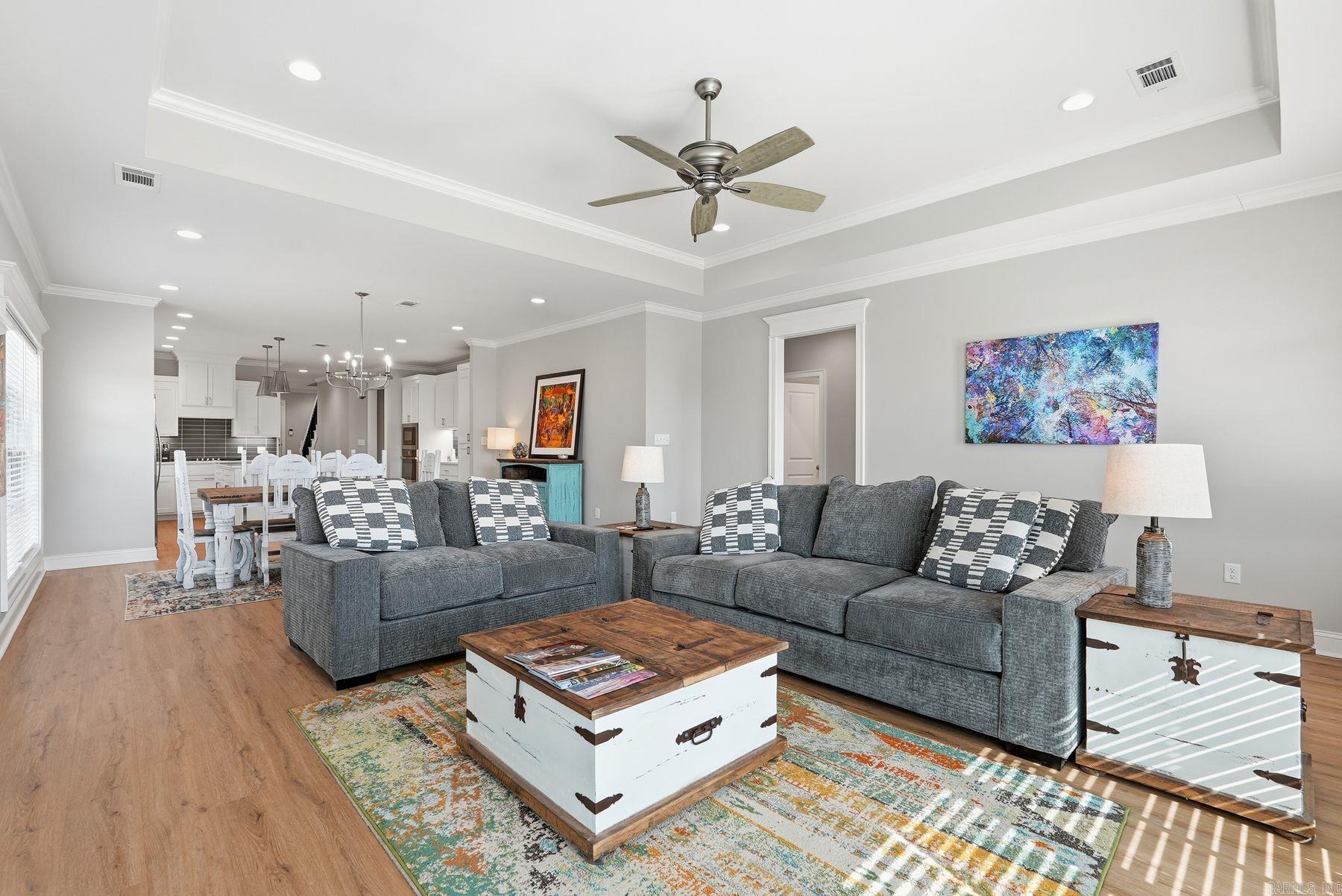 EDGEWOOD PARK - Residential