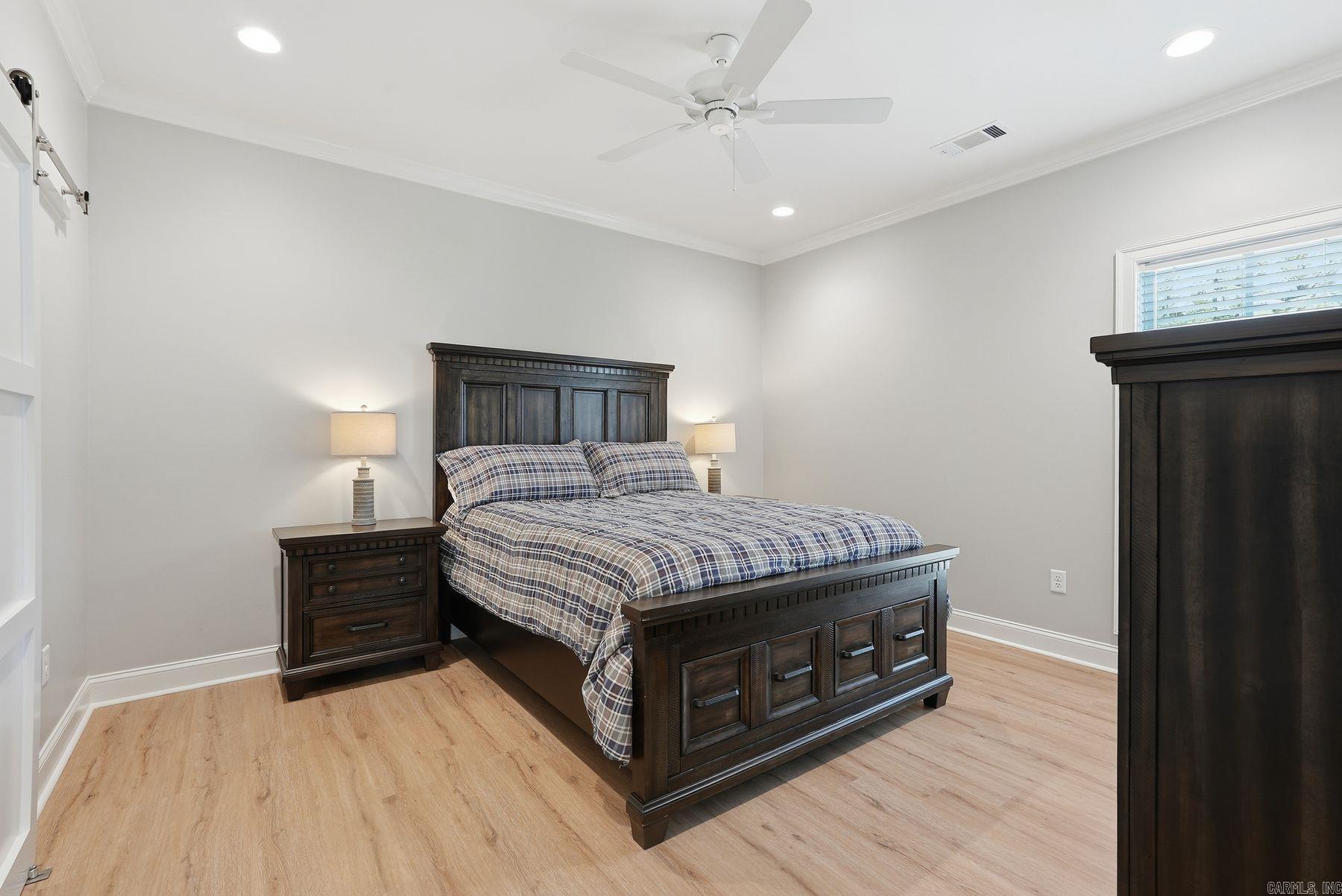 EDGEWOOD PARK - Residential