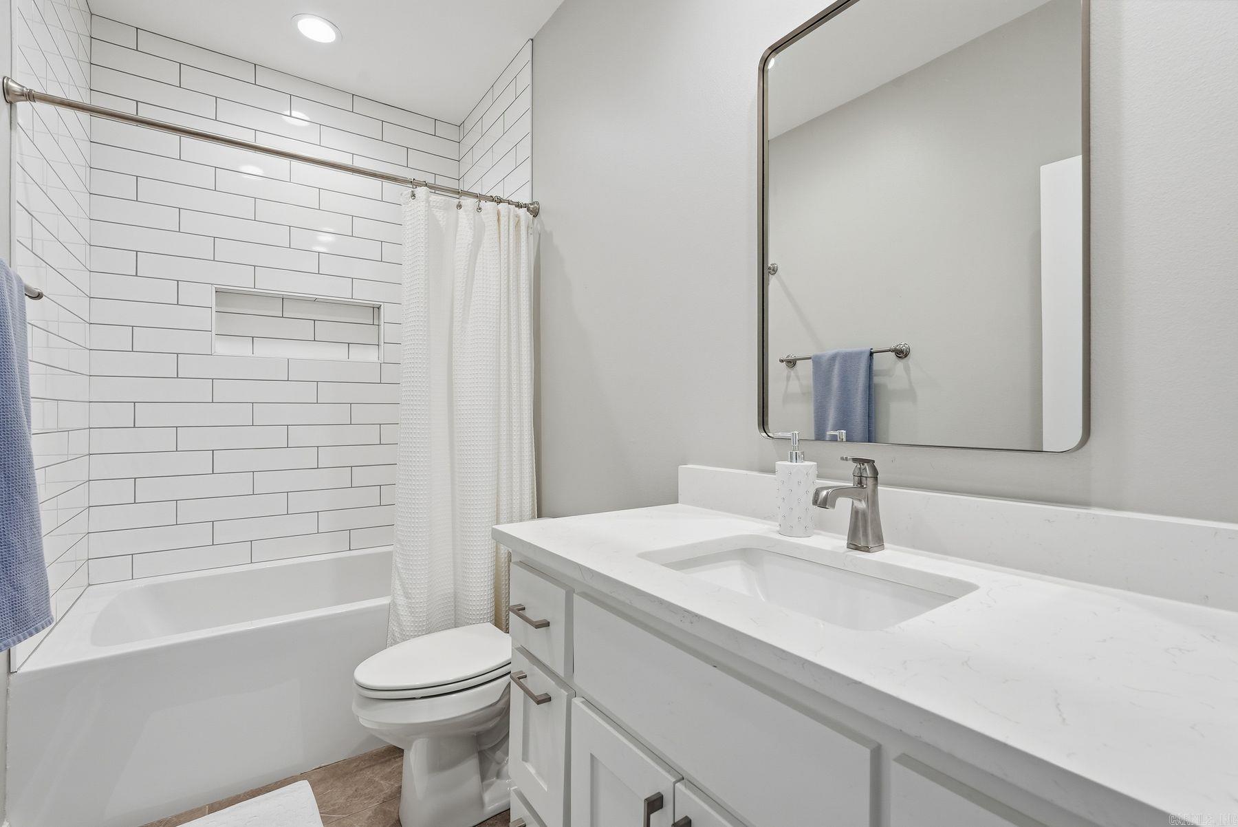 EDGEWOOD PARK - Residential