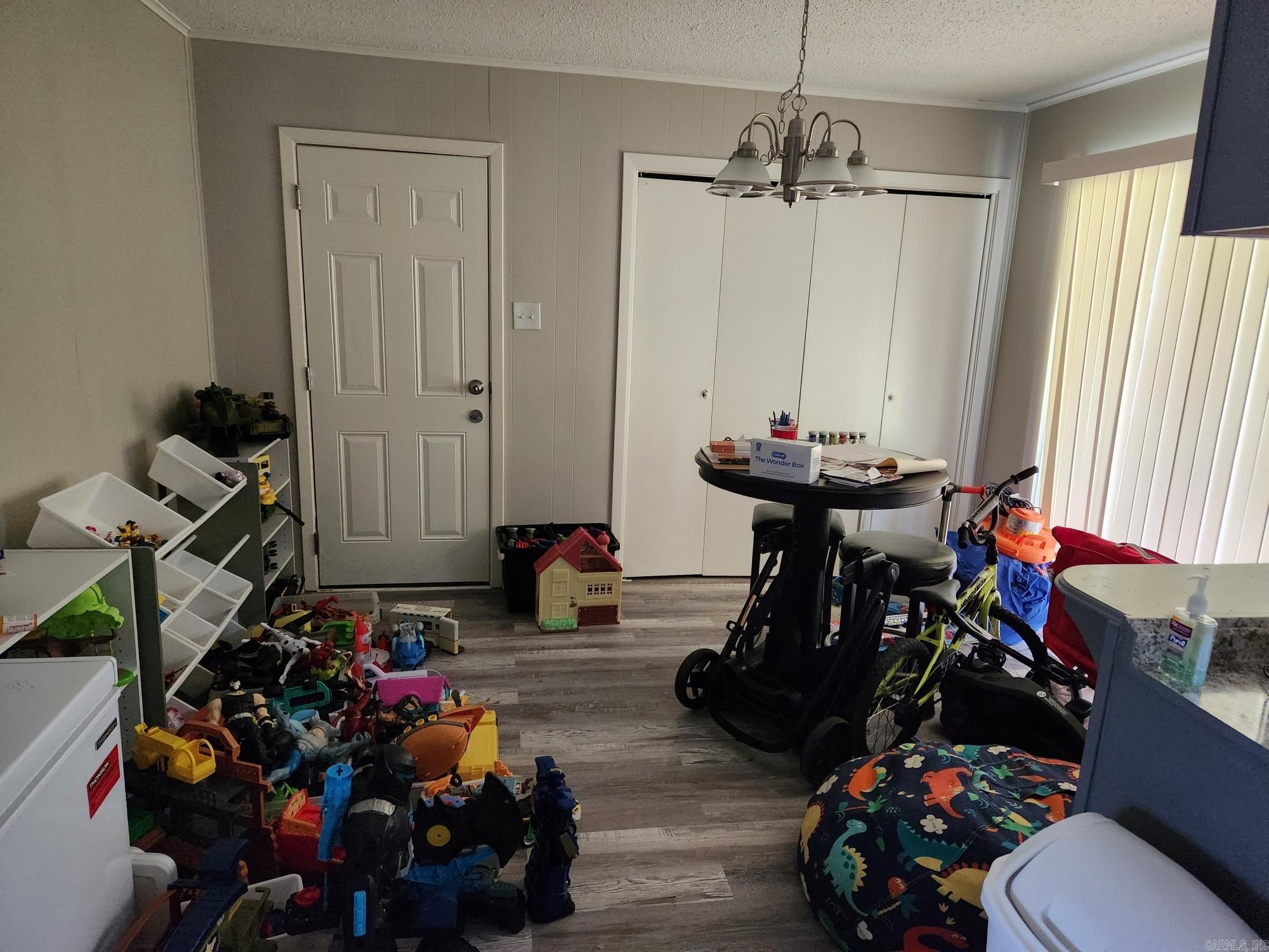 Tomahawk - Residential