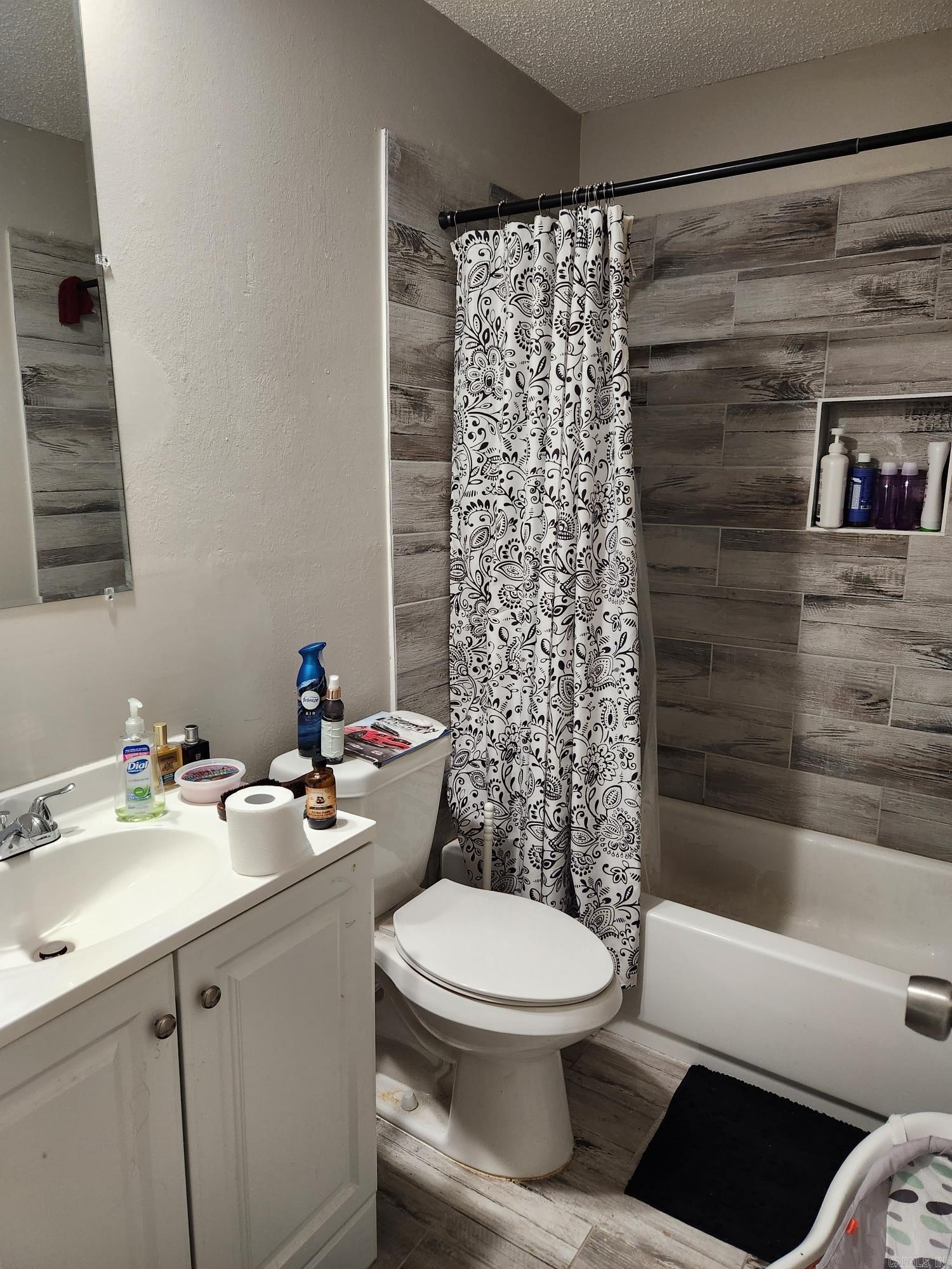 Tomahawk - Residential