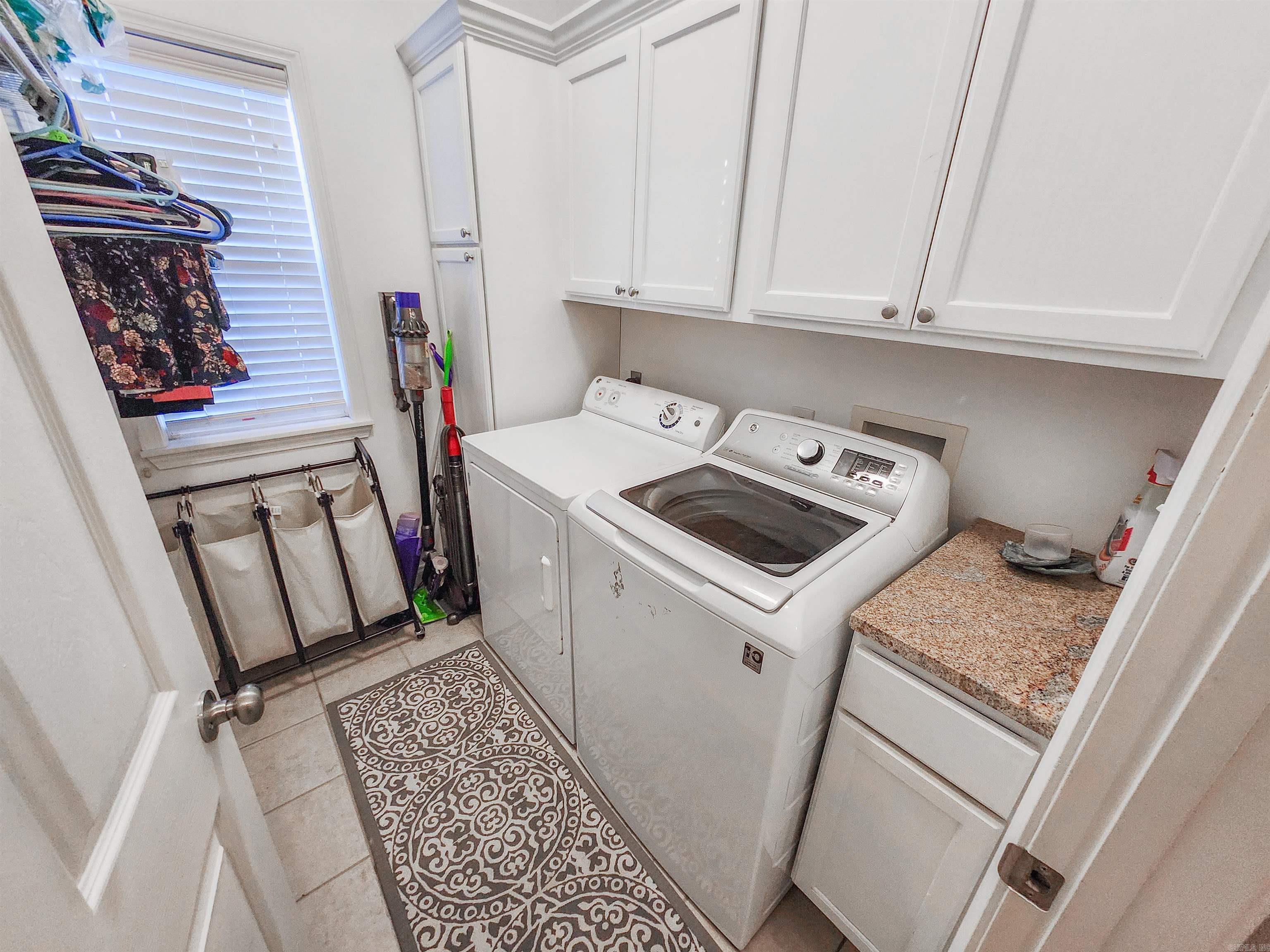 BLUE HERON ESTATES - Residential