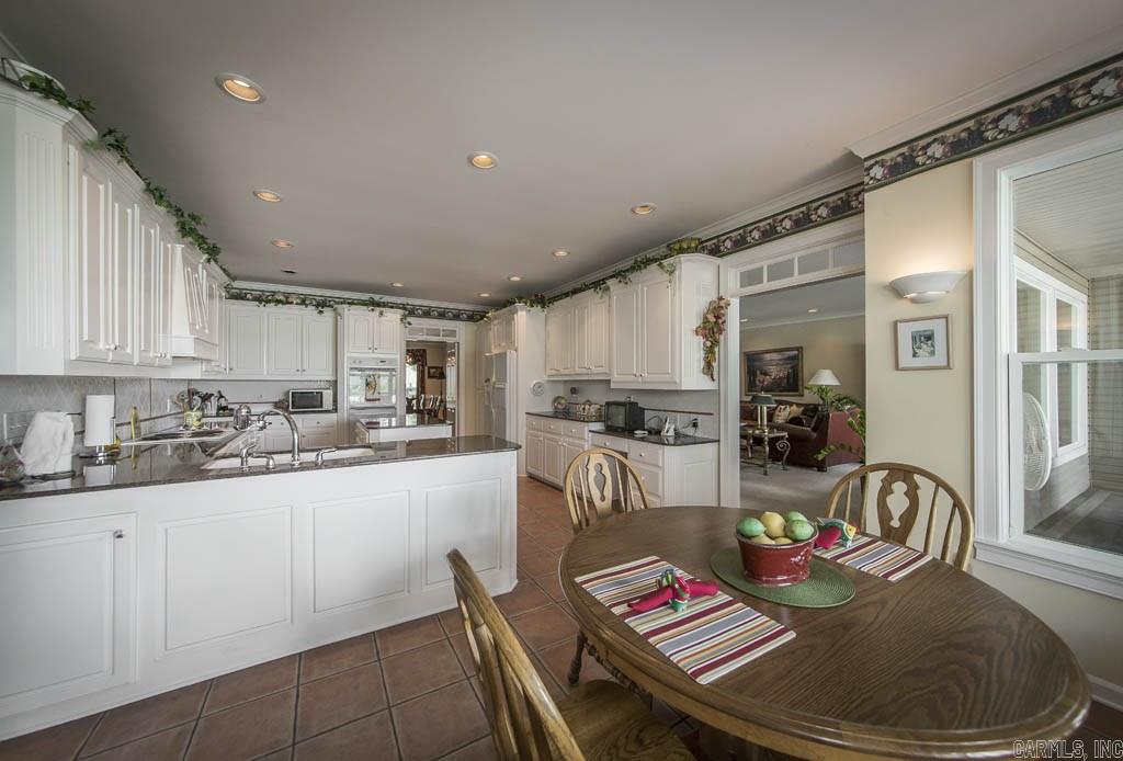 PALISADES HEIGHTS - Residential