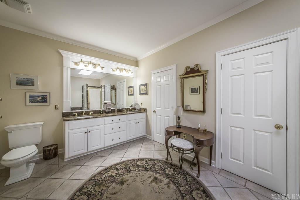 PALISADES HEIGHTS - Residential