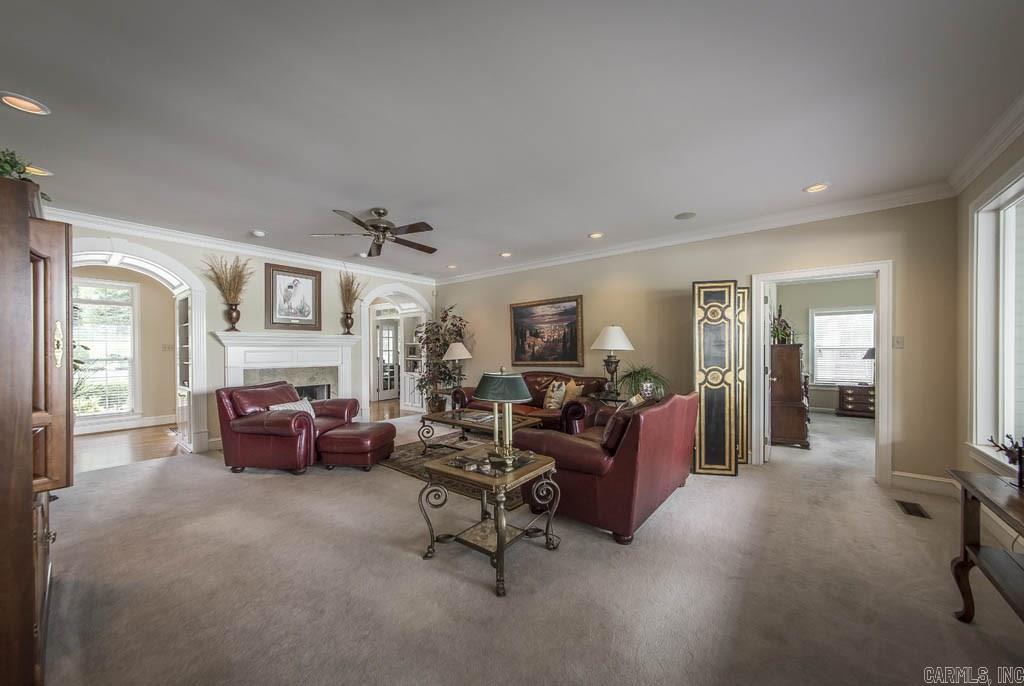 PALISADES HEIGHTS - Residential