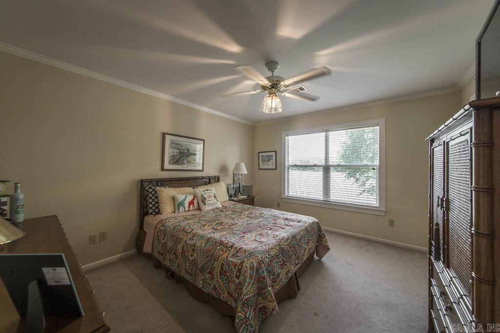 PALISADES HEIGHTS - Residential