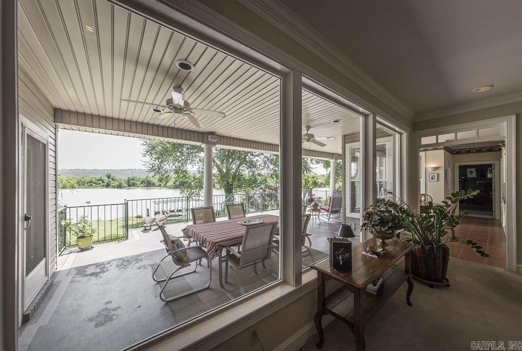 PALISADES HEIGHTS - Residential