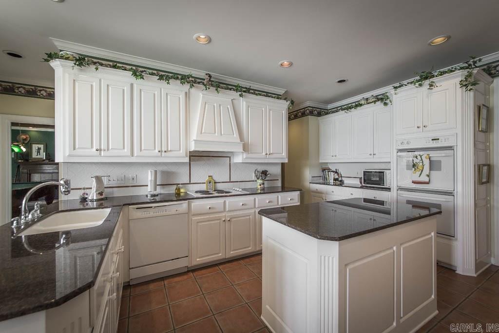 PALISADES HEIGHTS - Residential