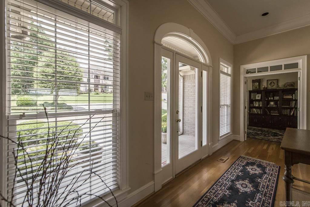 PALISADES HEIGHTS - Residential