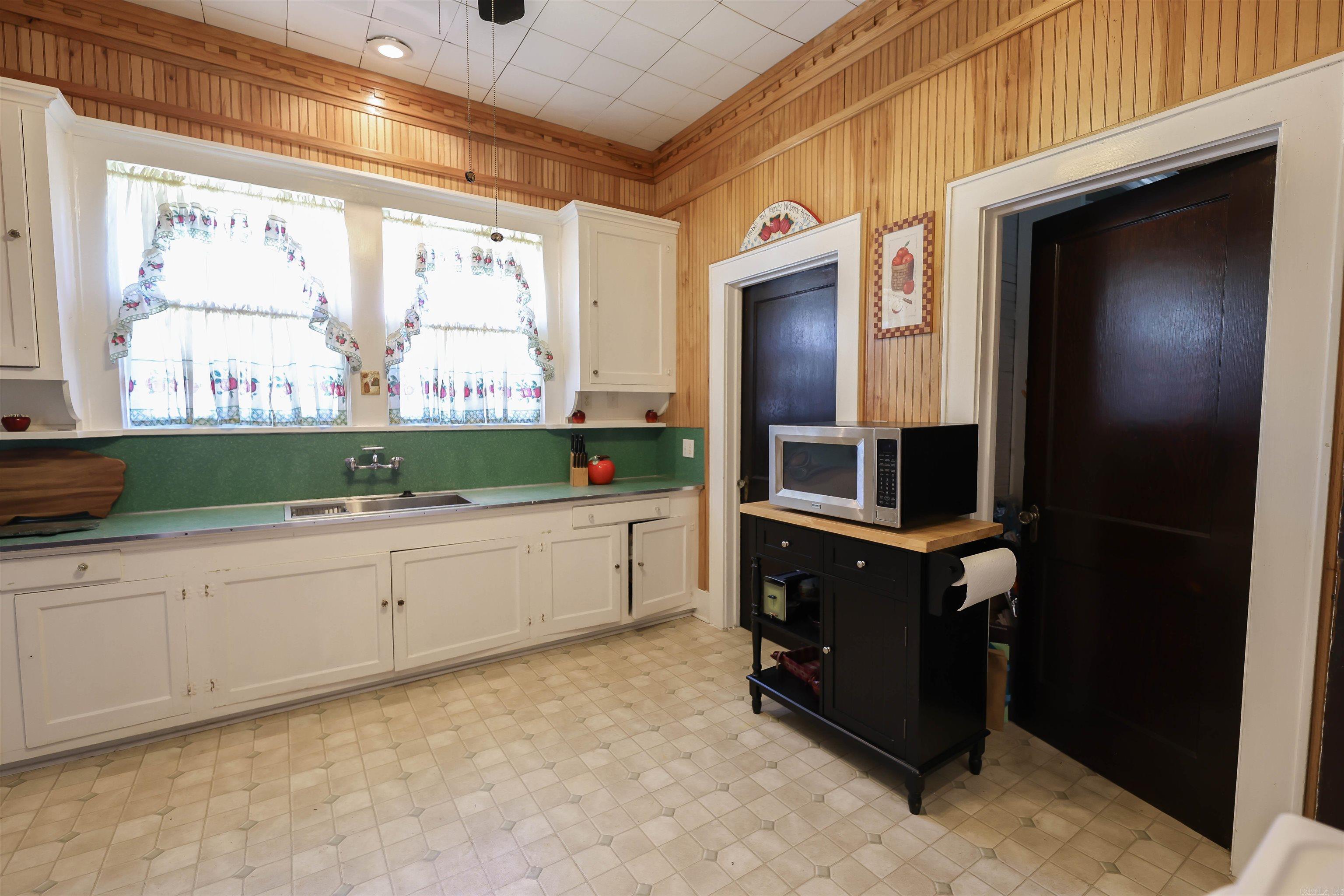 Hampton Acreage - Residential