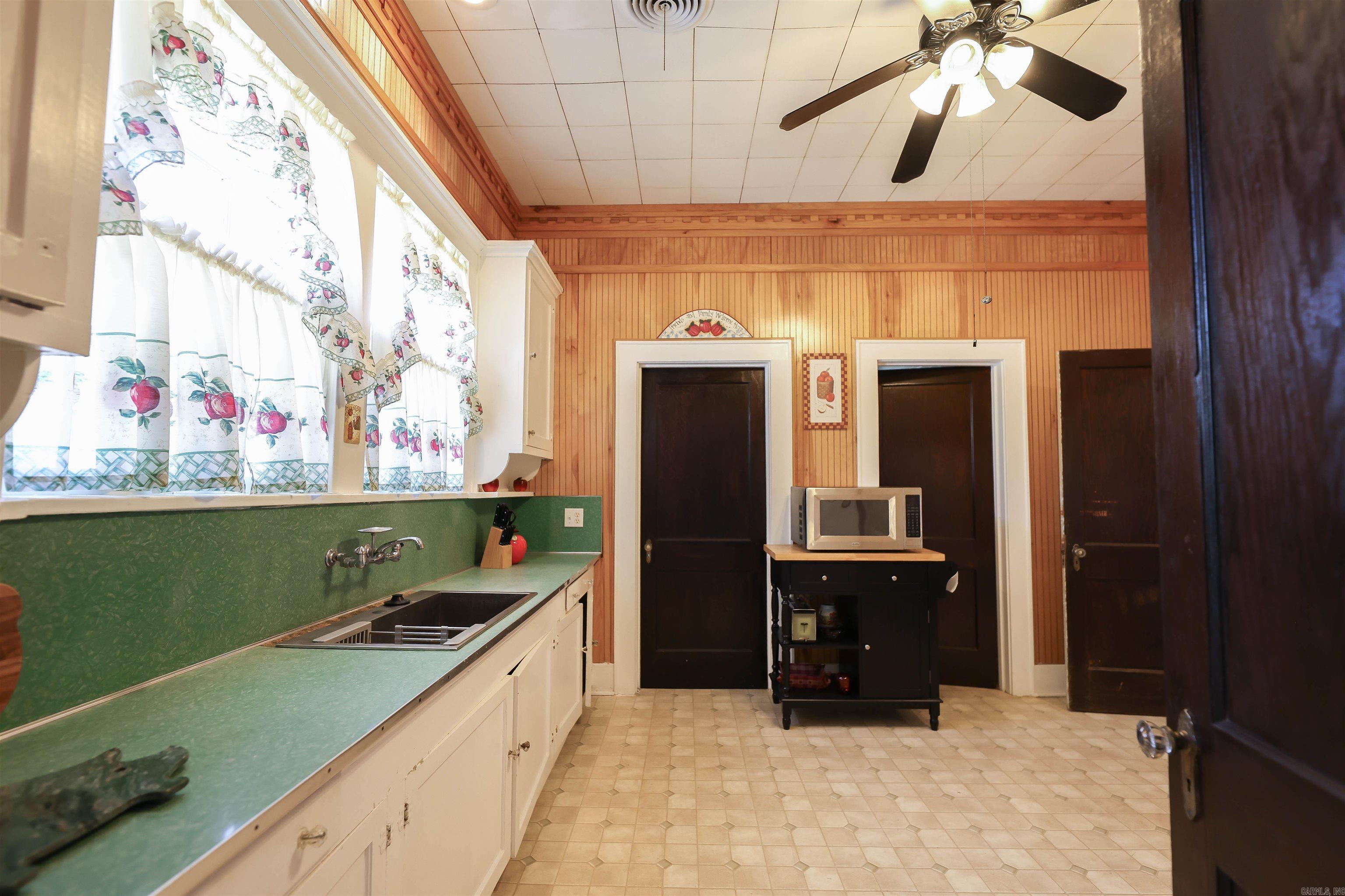 Hampton Acreage - Residential