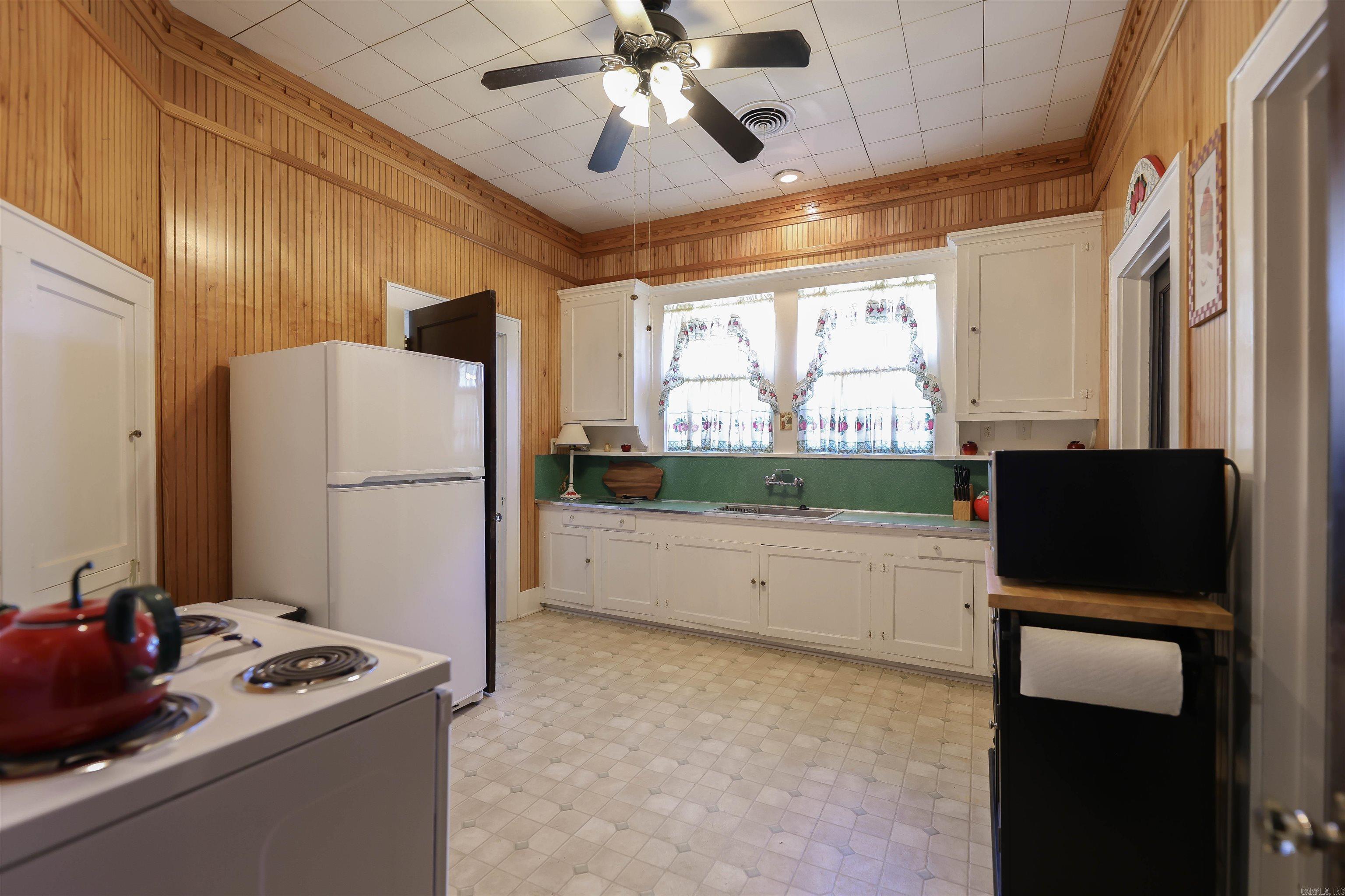 Hampton Acreage - Residential