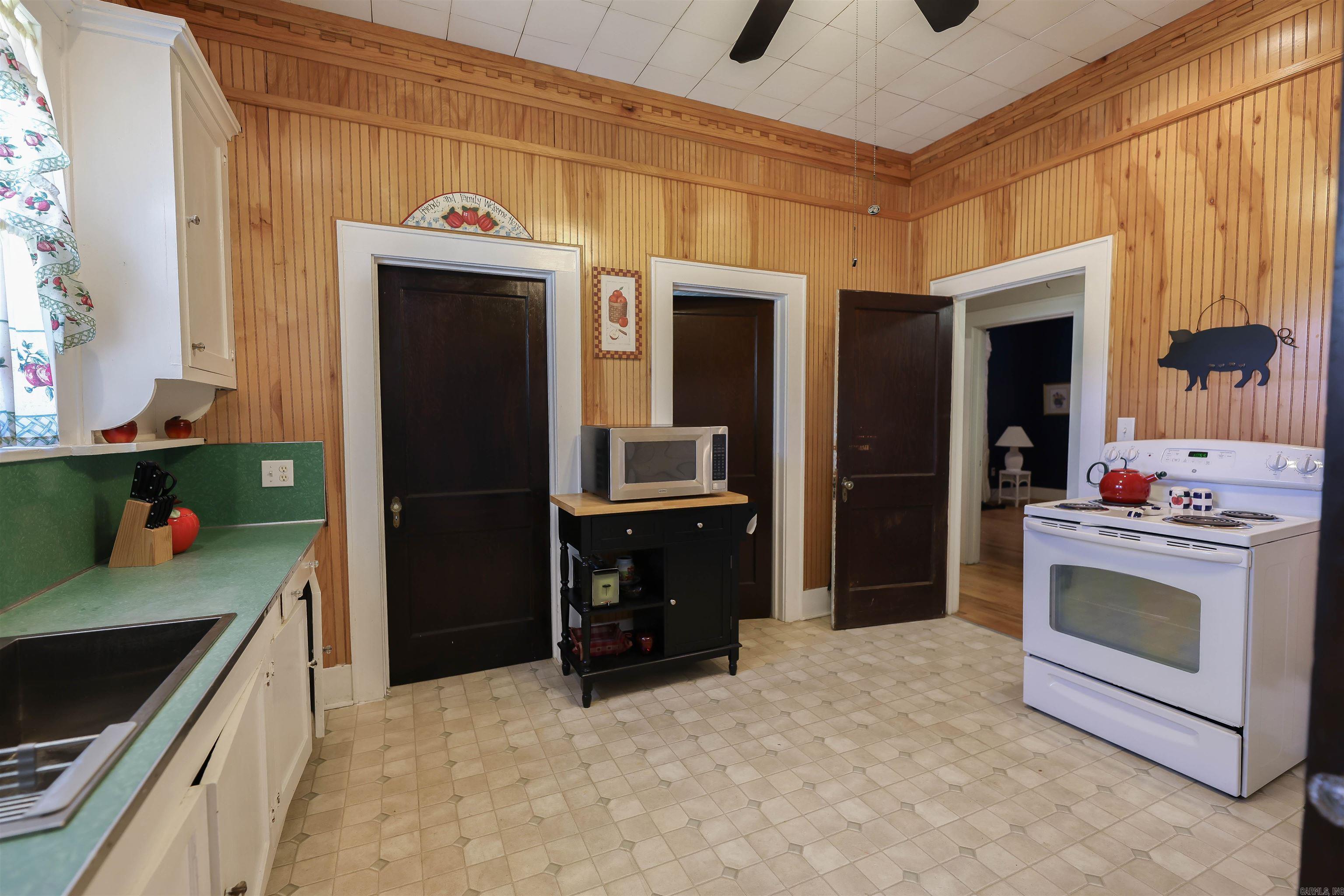 Hampton Acreage - Residential