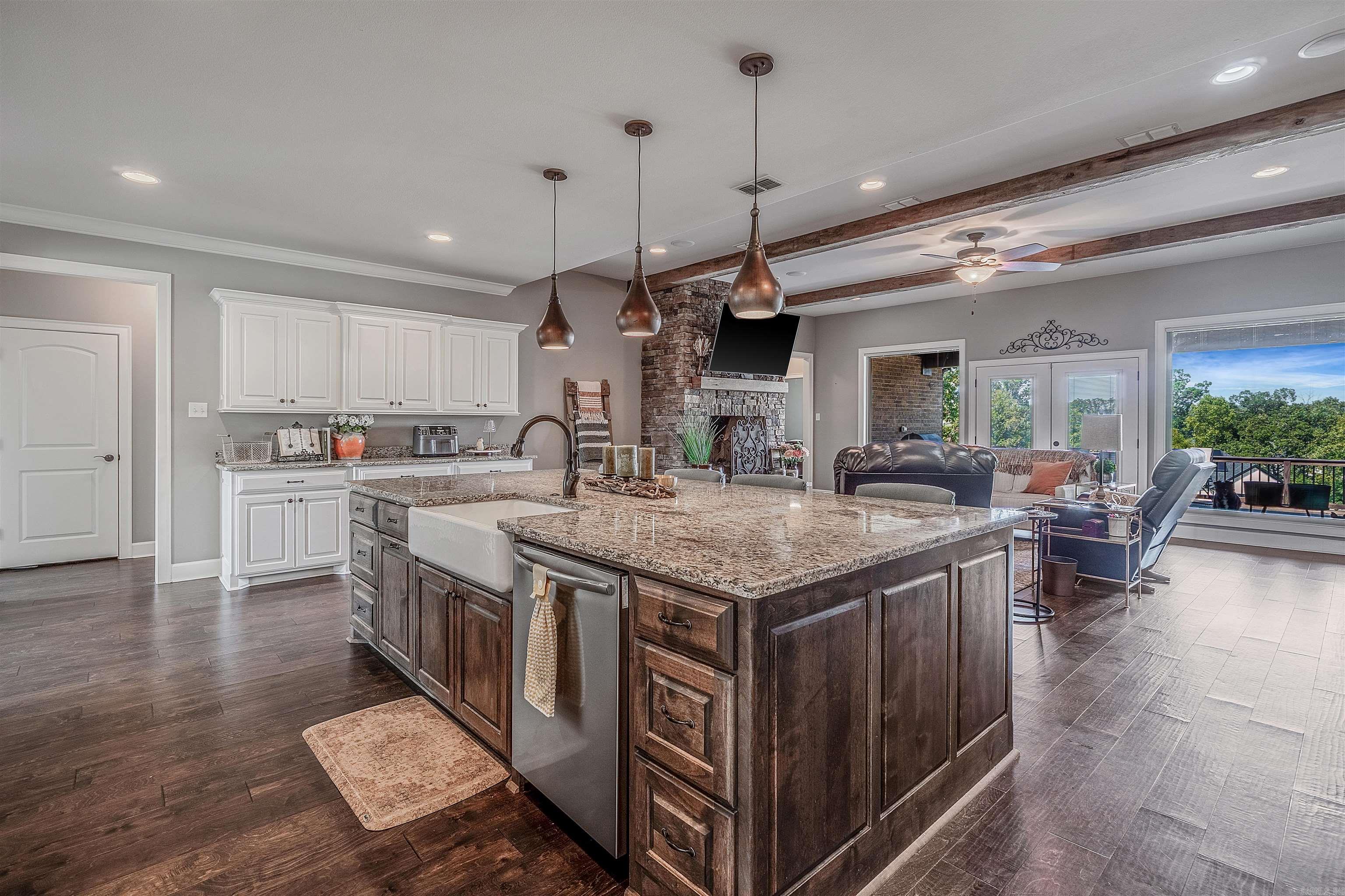 MAUMELLE VALLEY ESTATES - Residential