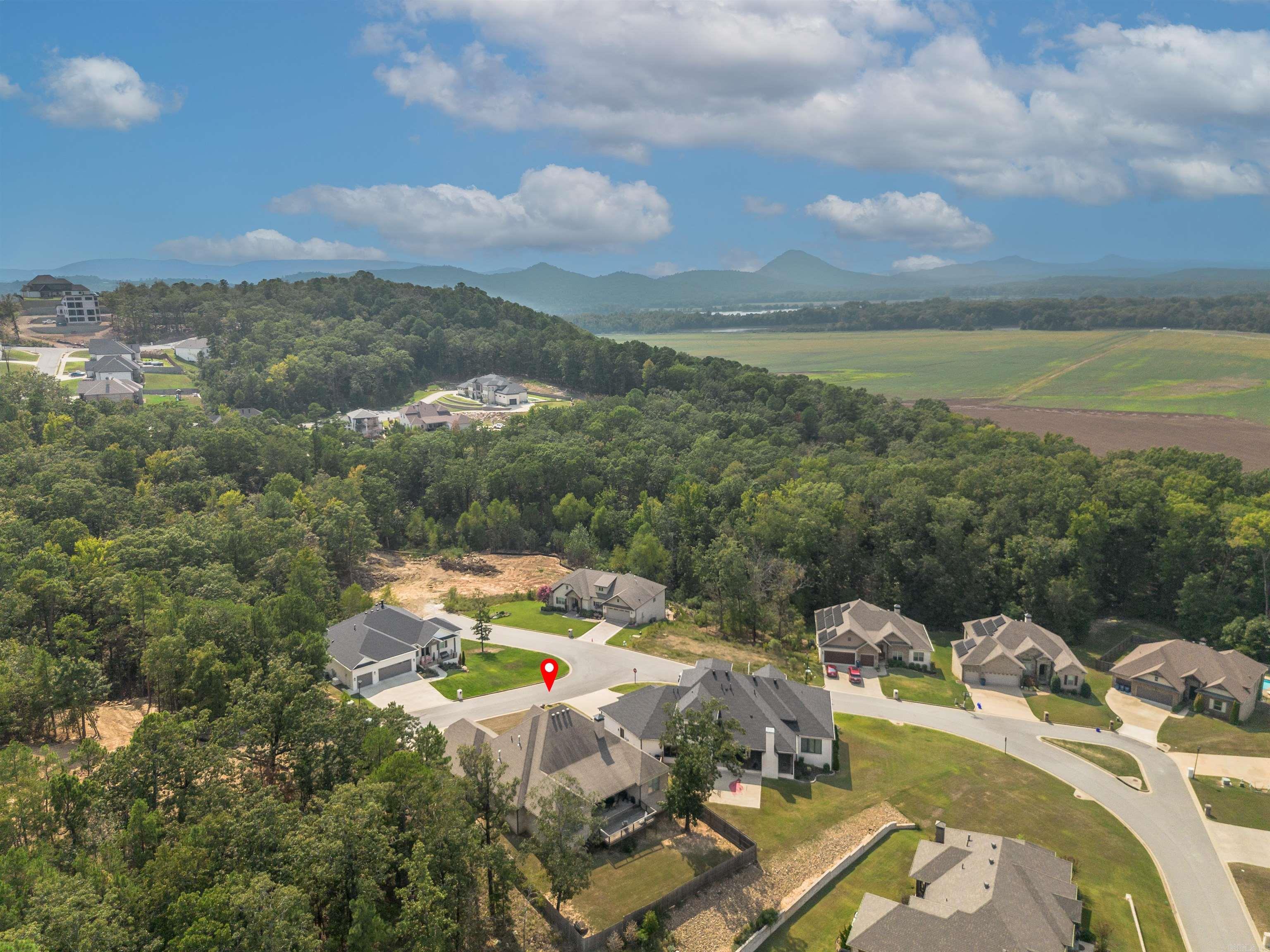 MAUMELLE VALLEY ESTATES - Residential
