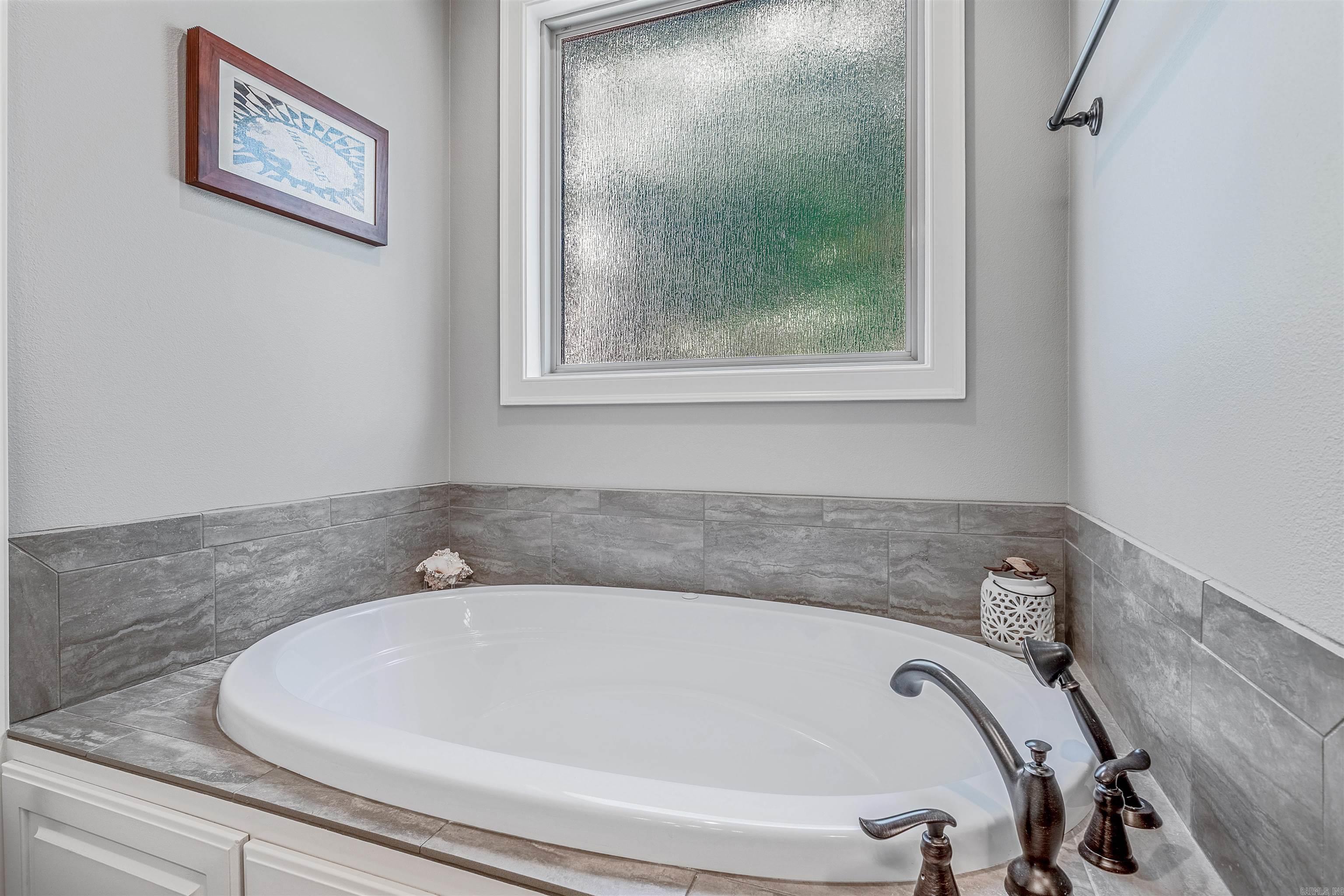 MAUMELLE VALLEY ESTATES - Residential