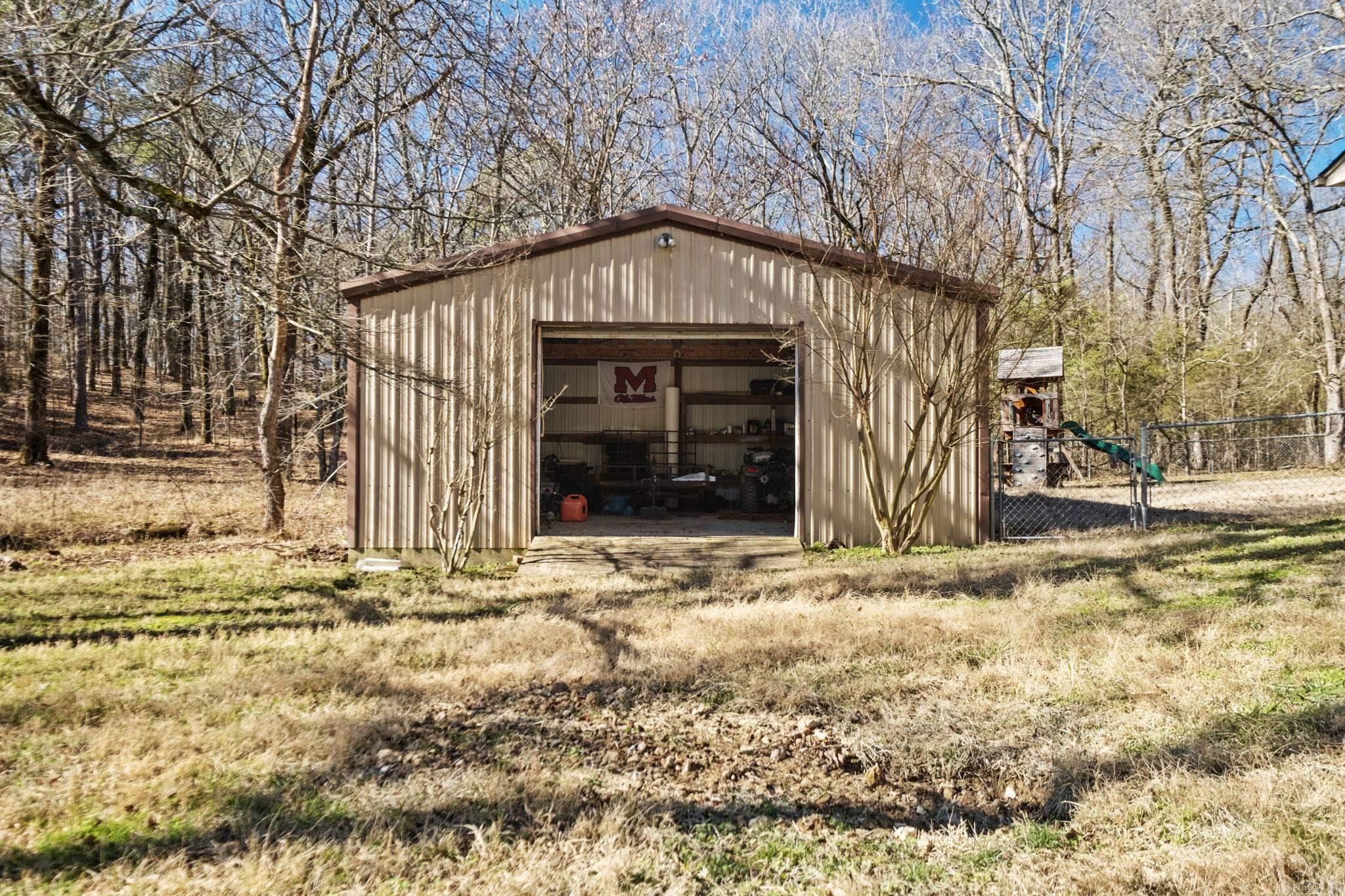 BEECHWOOD EST - Residential