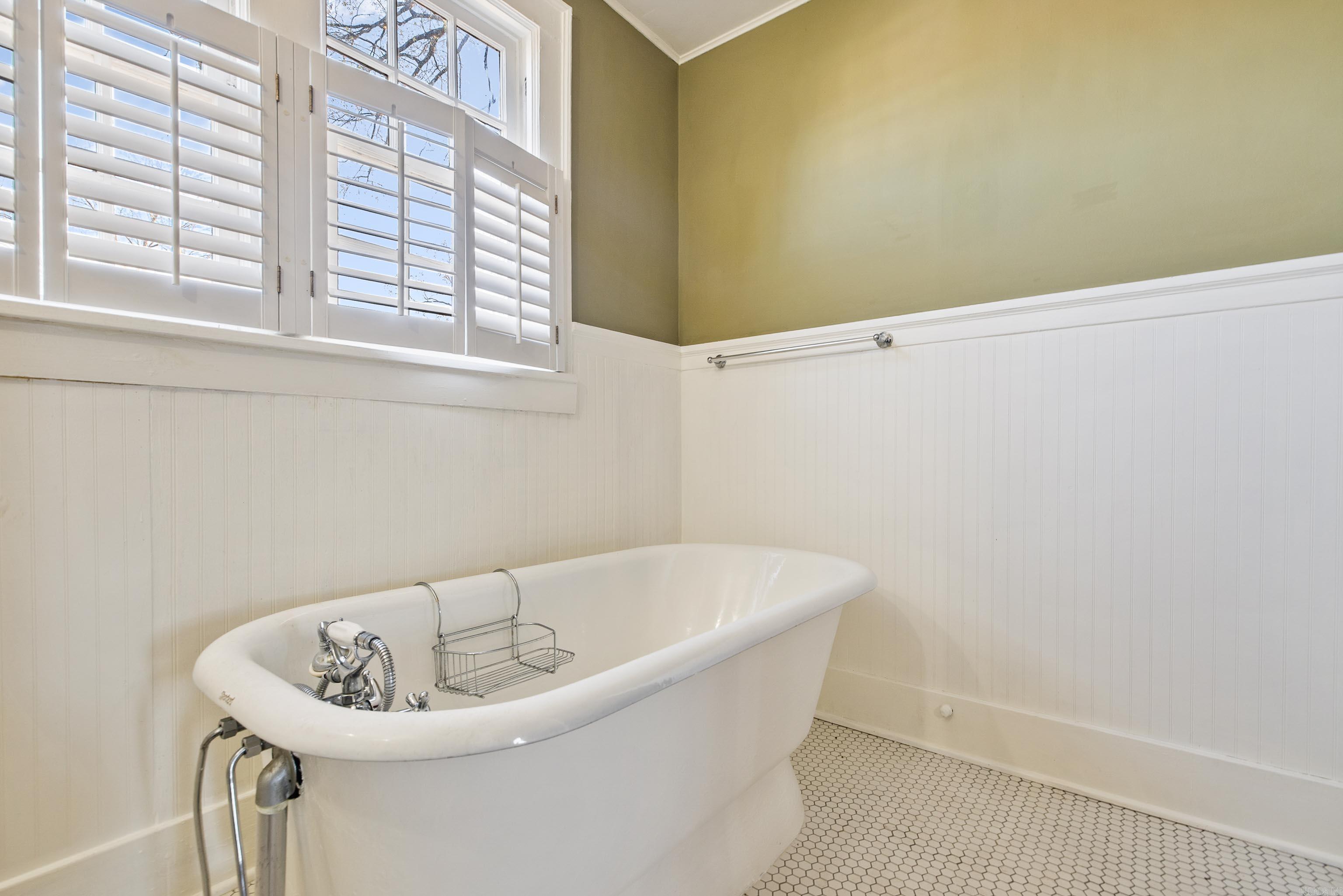 ORIGINAL TOWN-BENTON - Residential