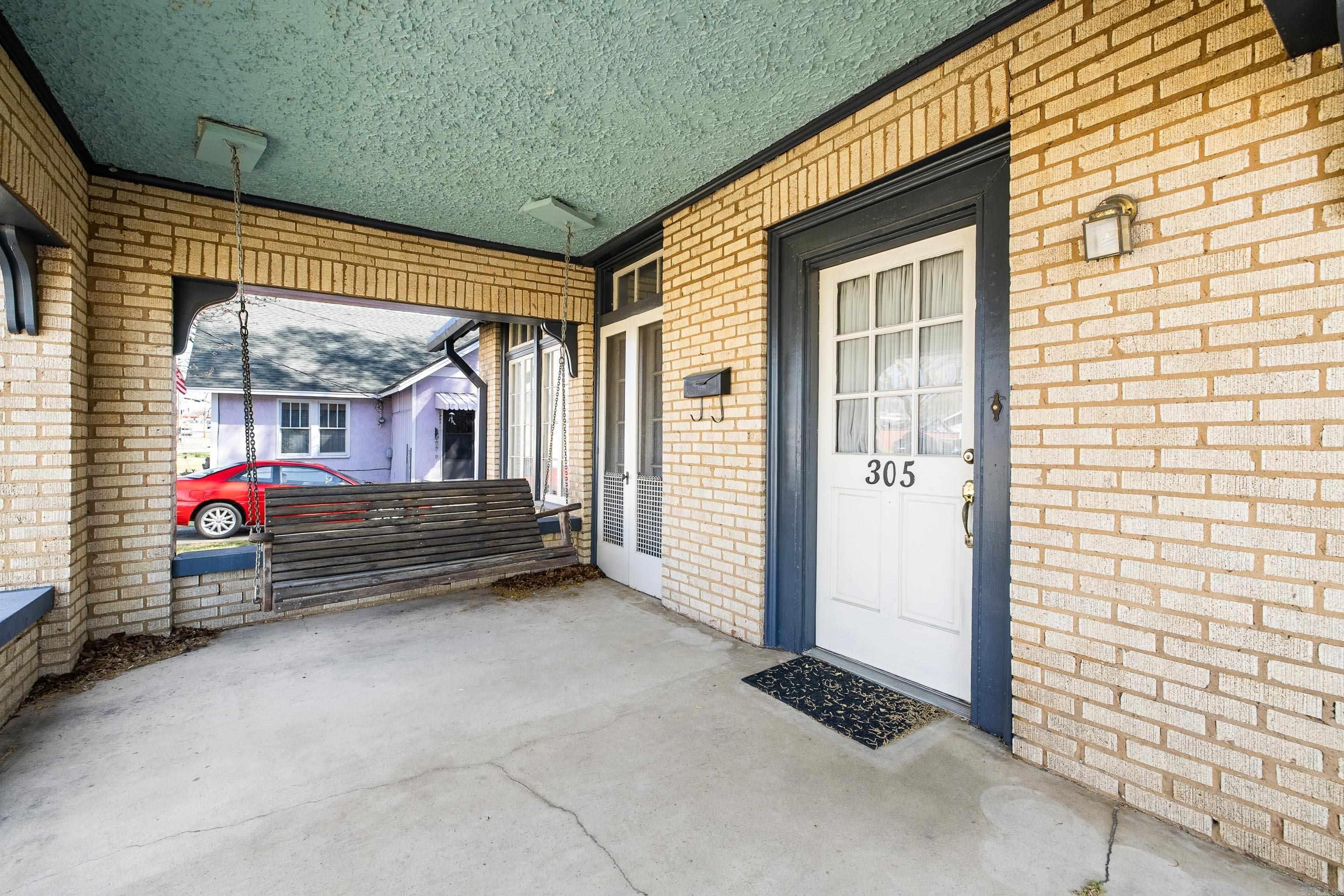 ORIGINAL TOWN-BENTON - Residential