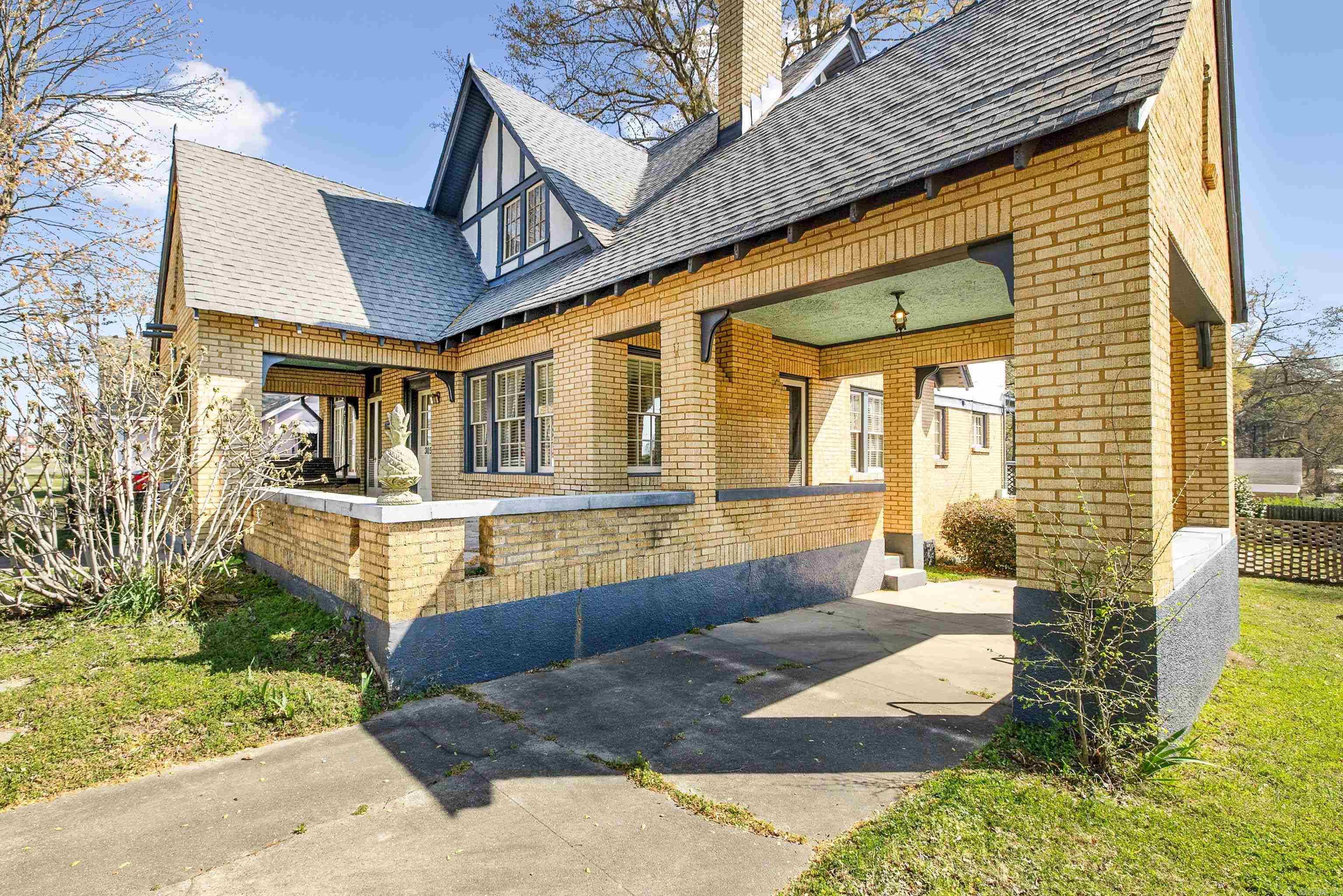 ORIGINAL TOWN-BENTON - Residential