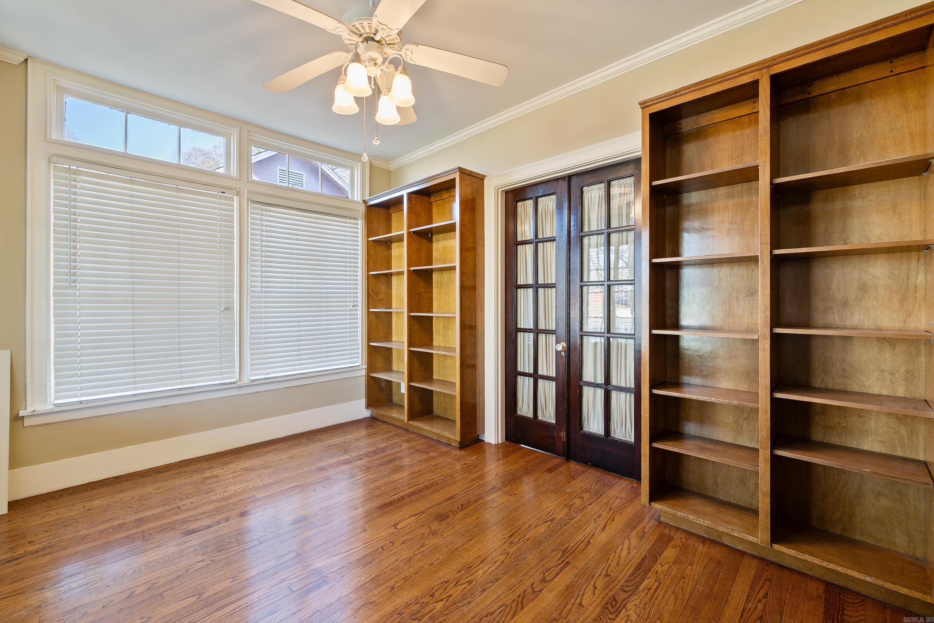 ORIGINAL TOWN-BENTON - Residential