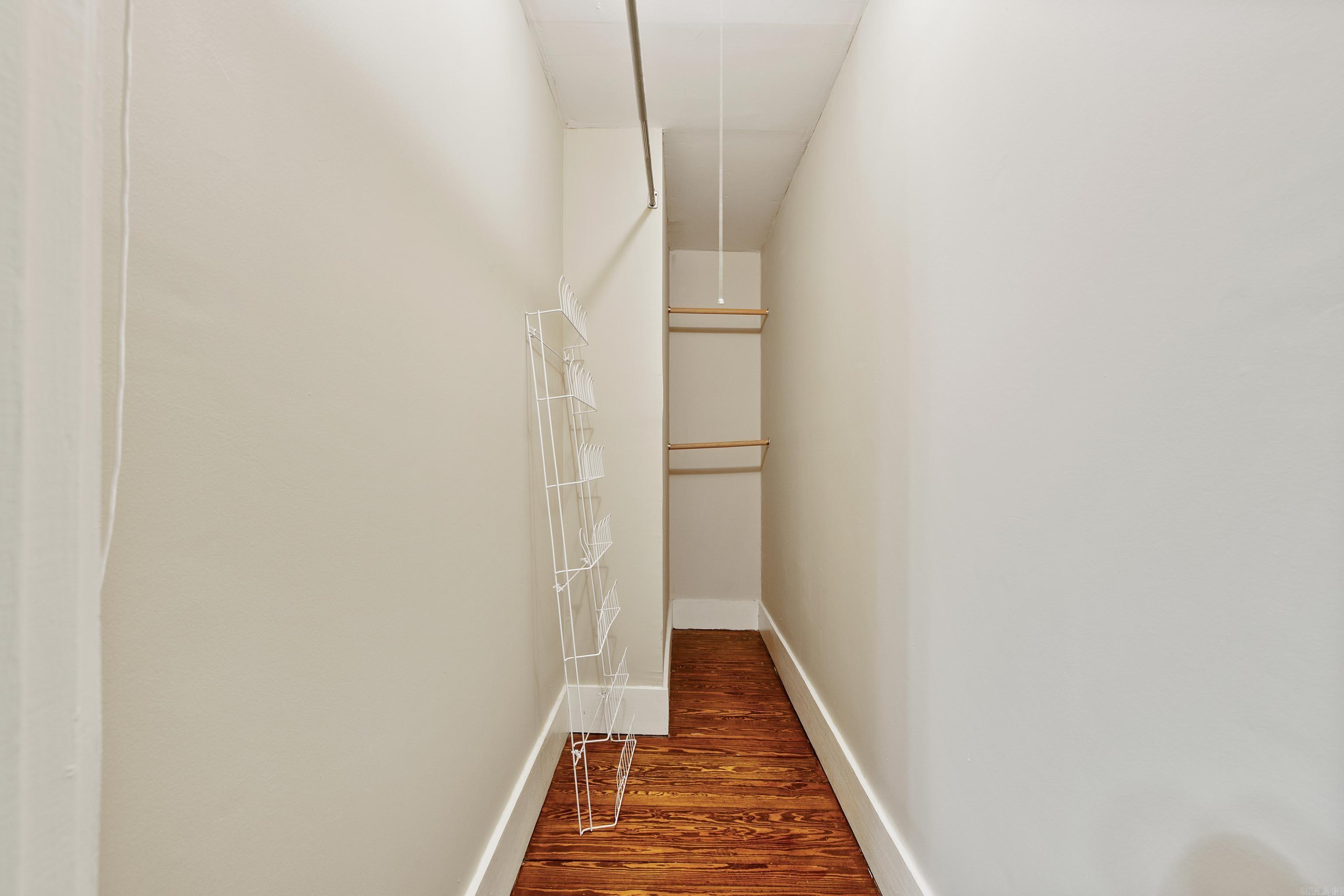 ORIGINAL TOWN-BENTON - Residential