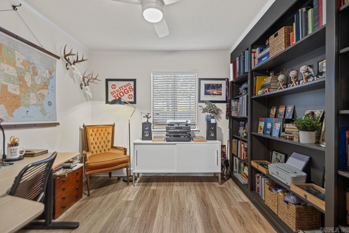 INDIAN HILLS - Residential