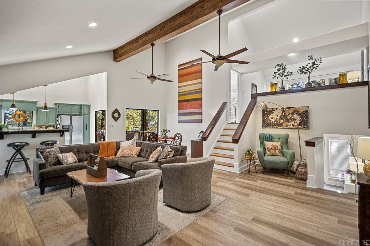 INDIAN HILLS - Residential