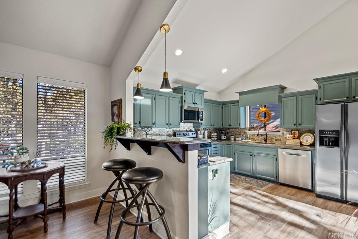 INDIAN HILLS - Residential