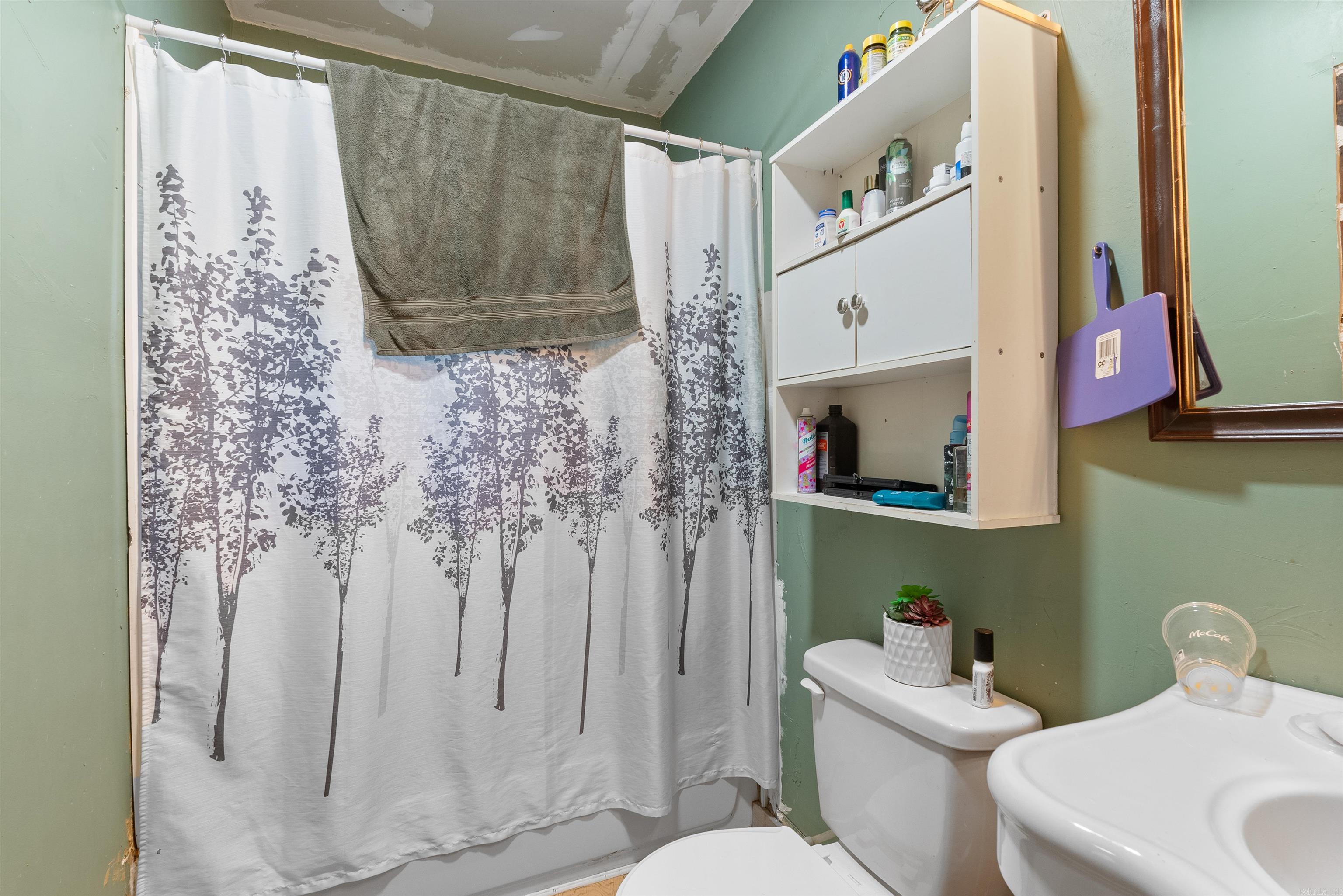 DOWDY & TERRY - Residential