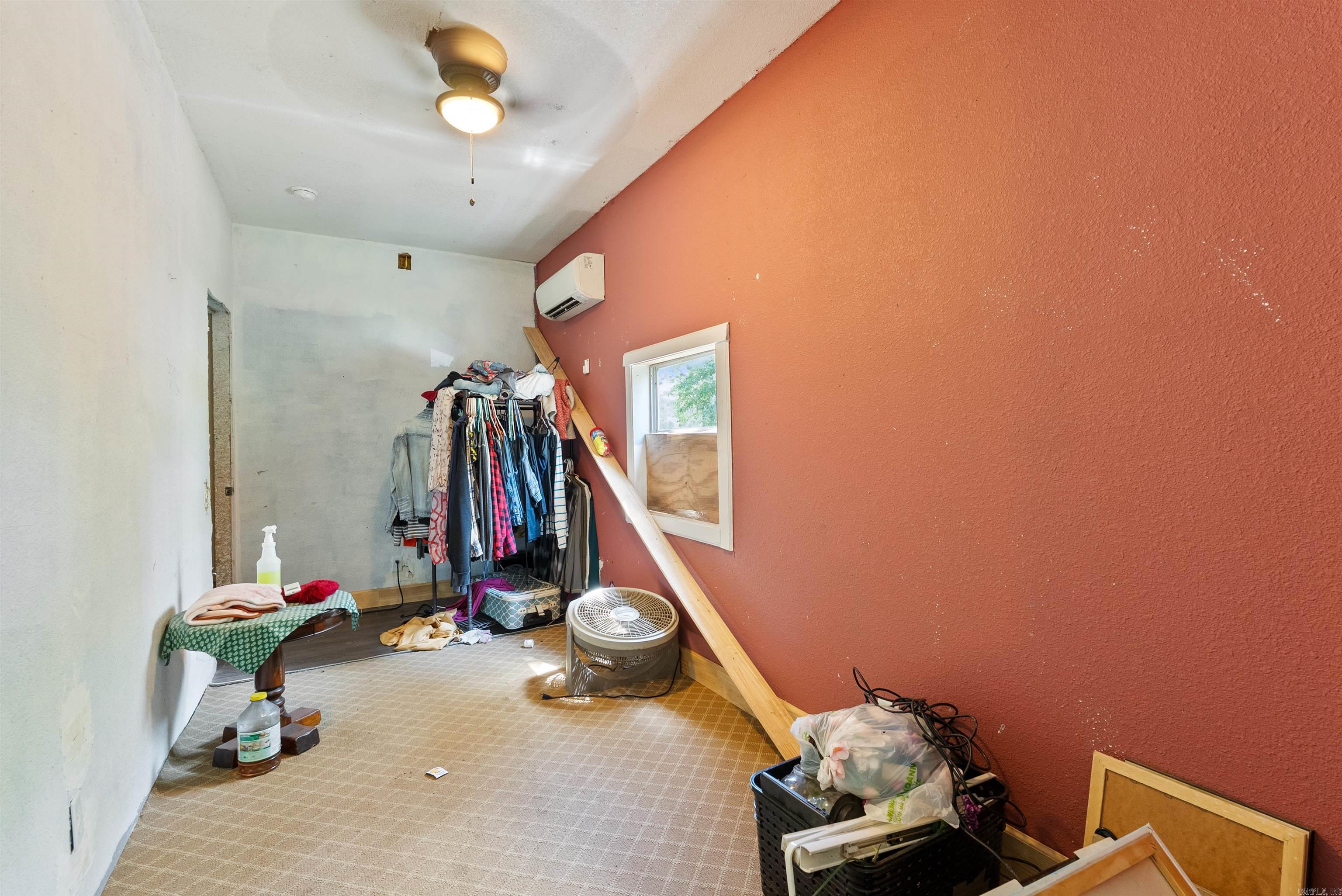 DOWDY & TERRY - Residential