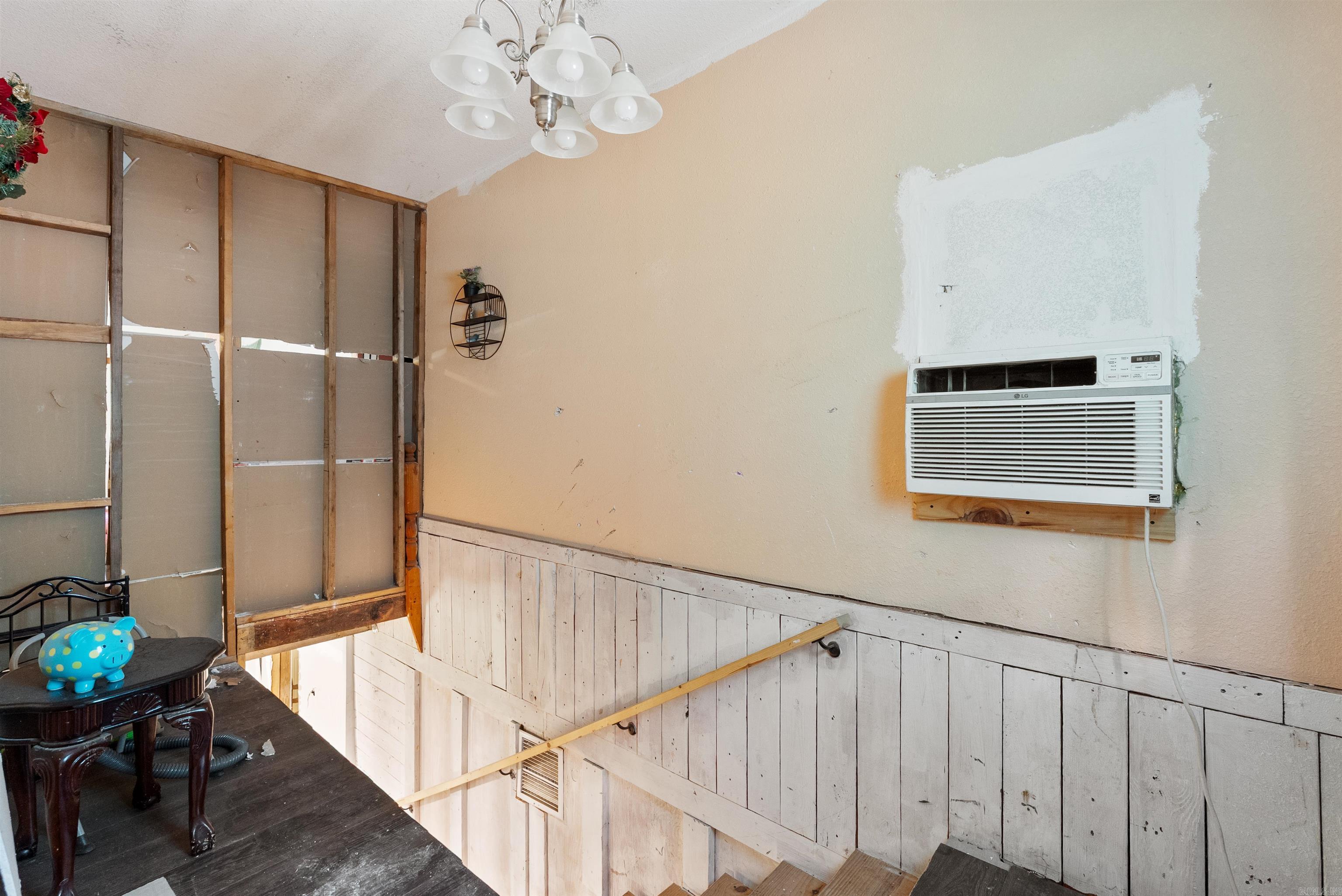 DOWDY & TERRY - Residential