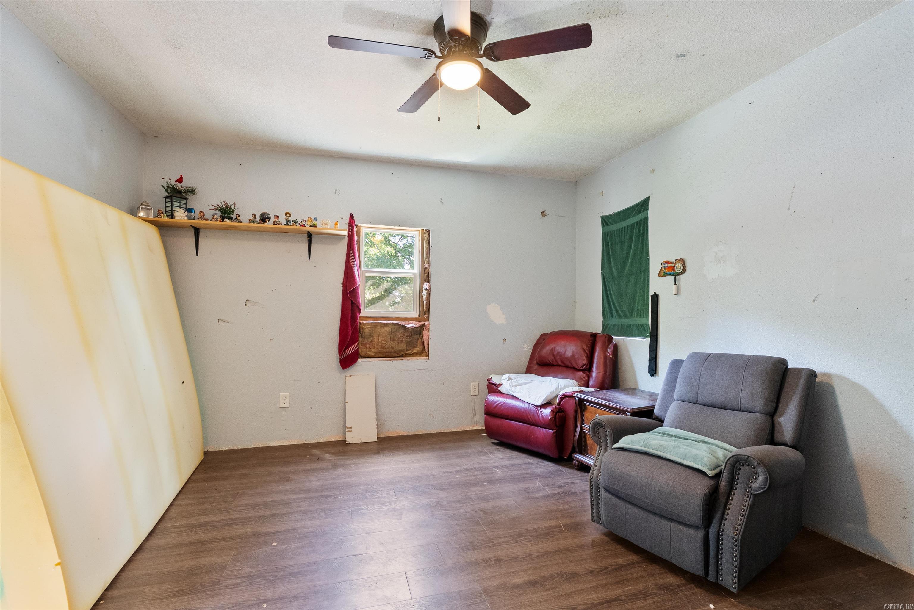 DOWDY & TERRY - Residential