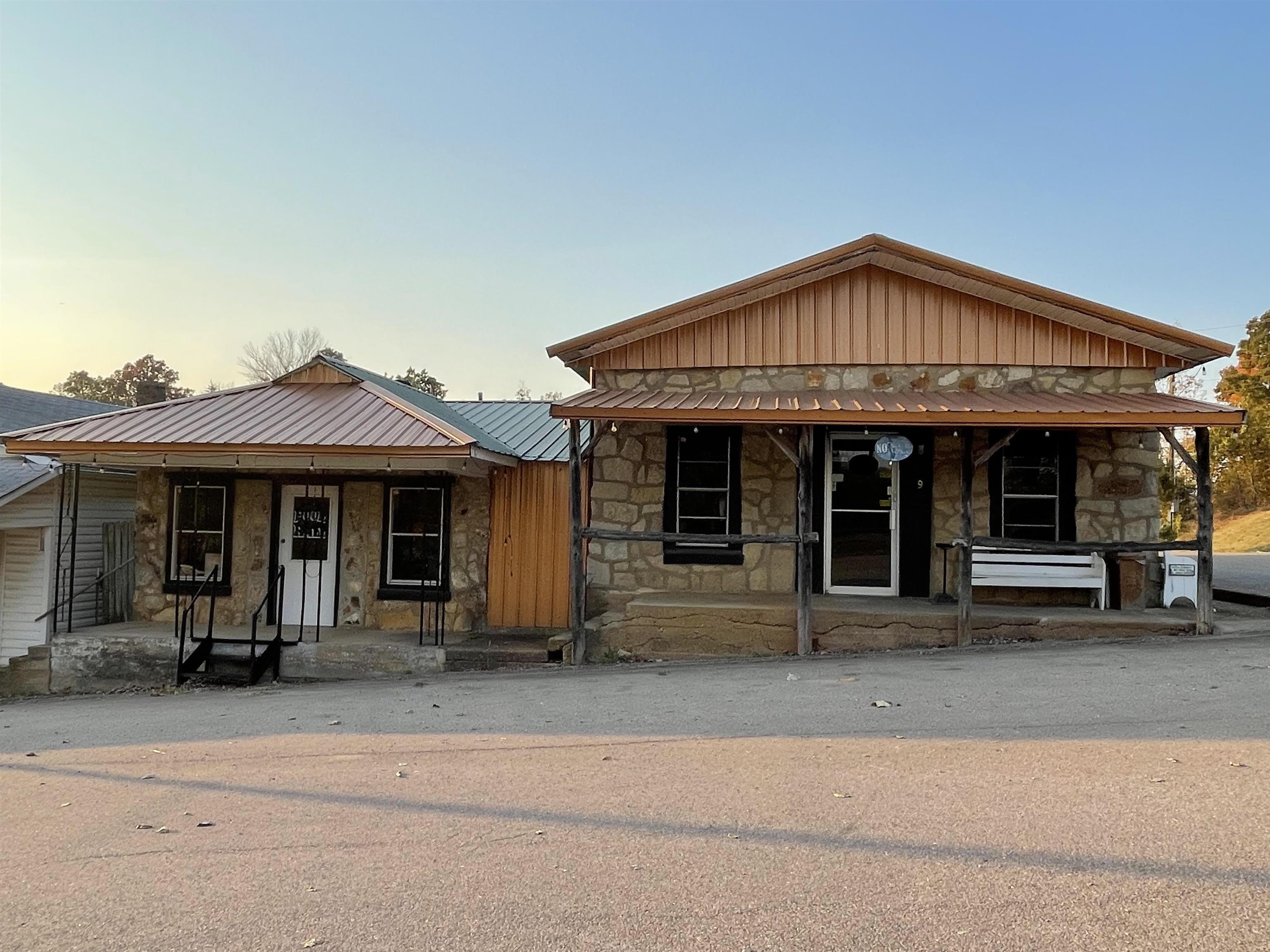 Ravenden Springs - Commercial Sale