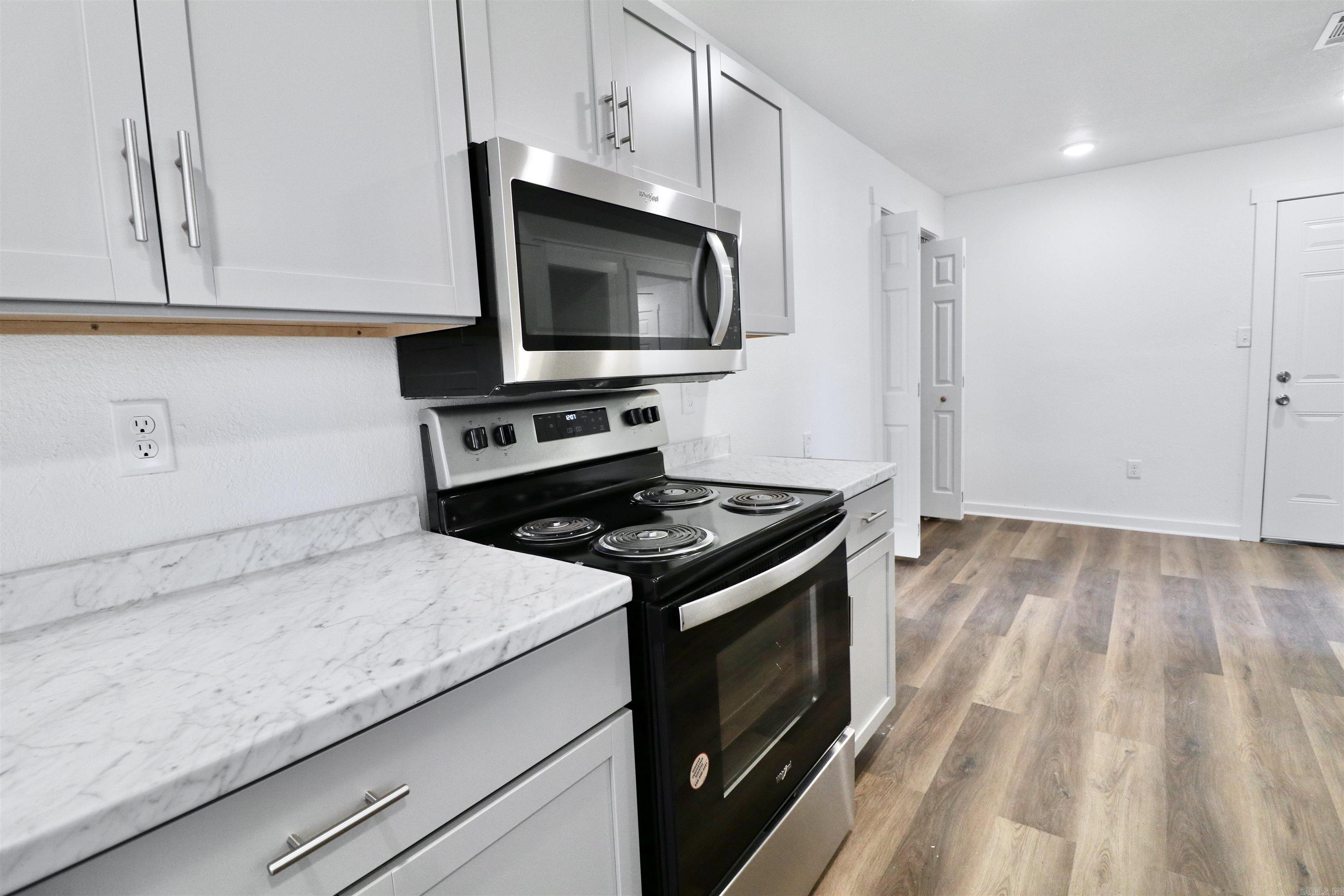 Cobb & Lee - Residential