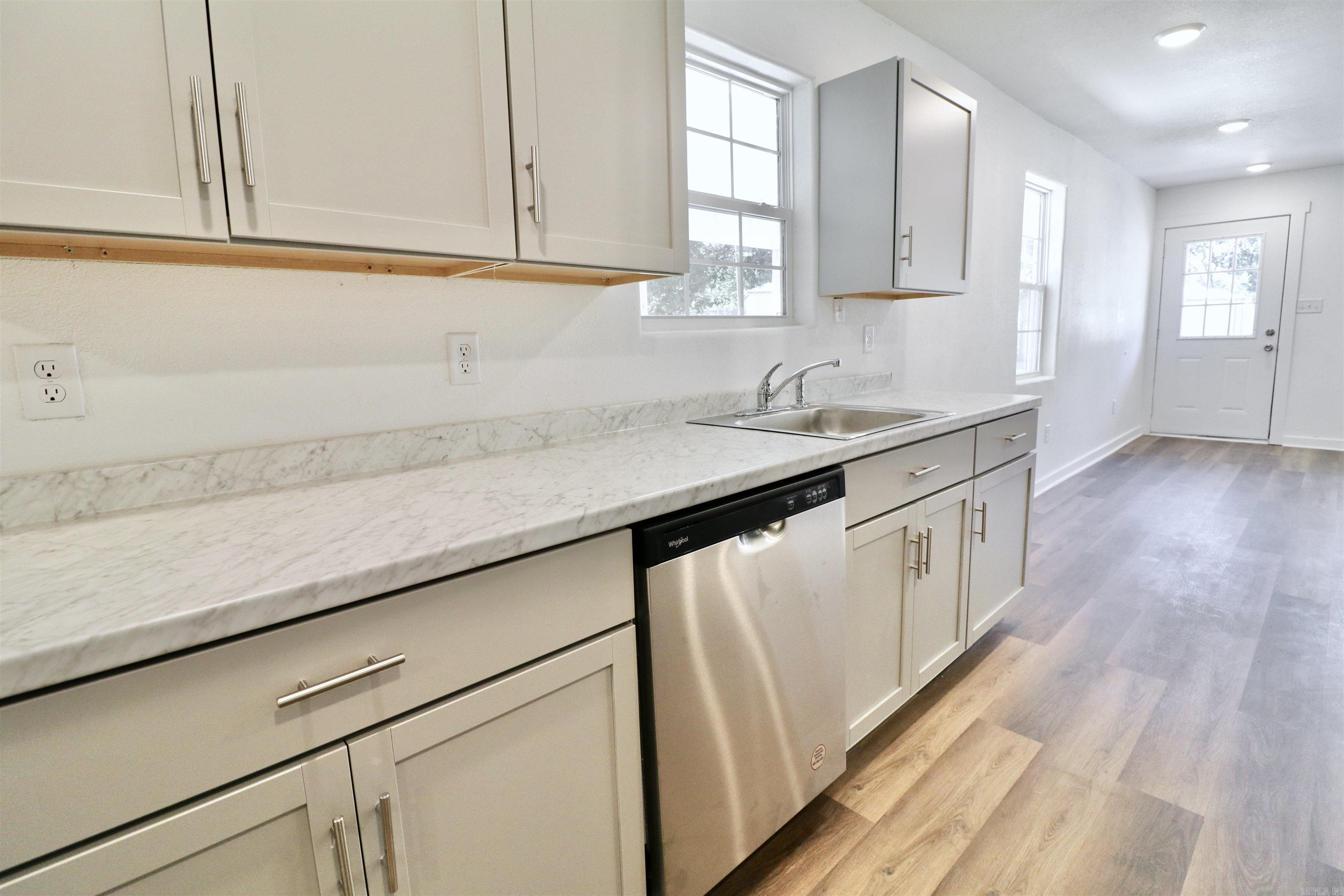 Cobb & Lee - Residential