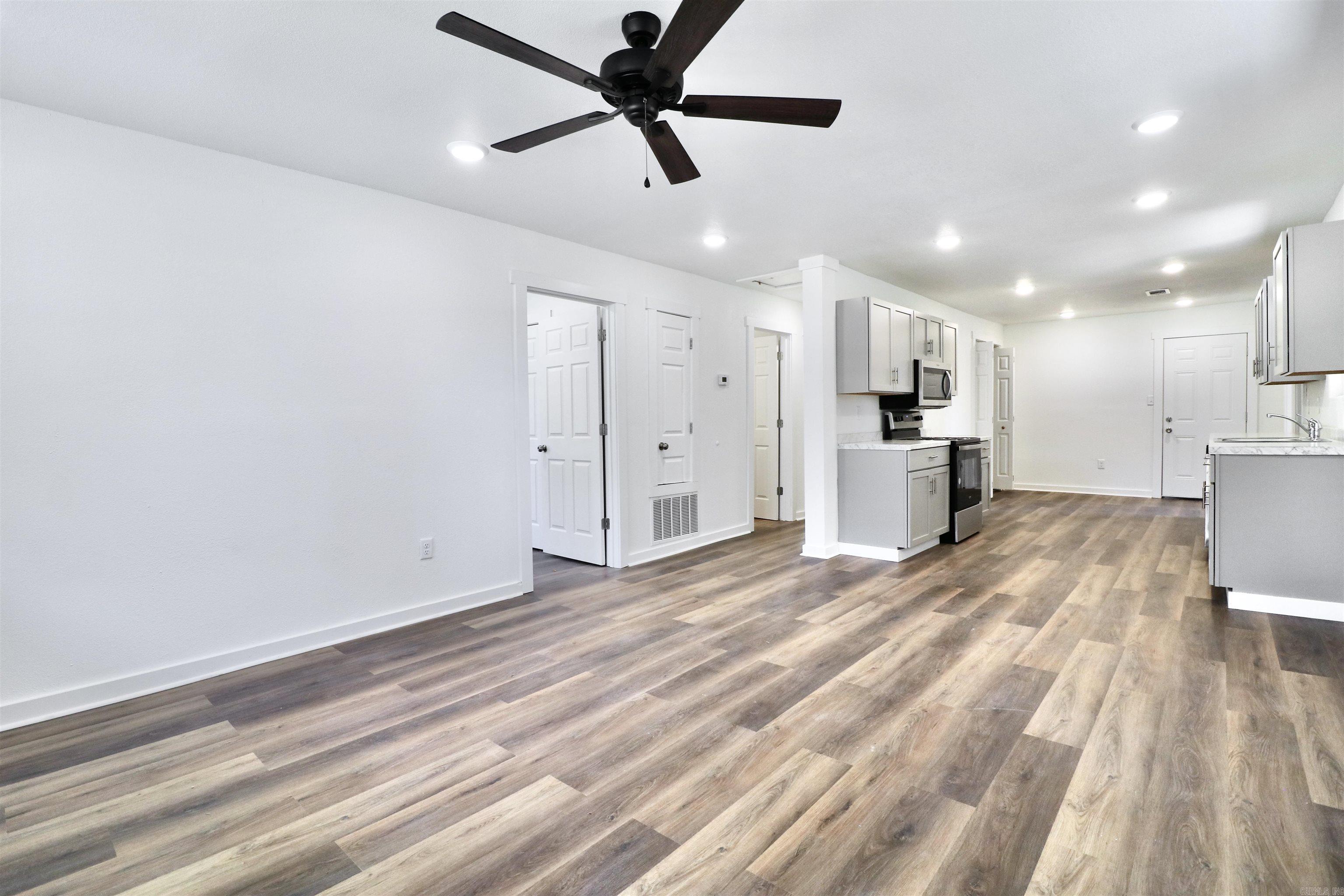 Cobb & Lee - Residential