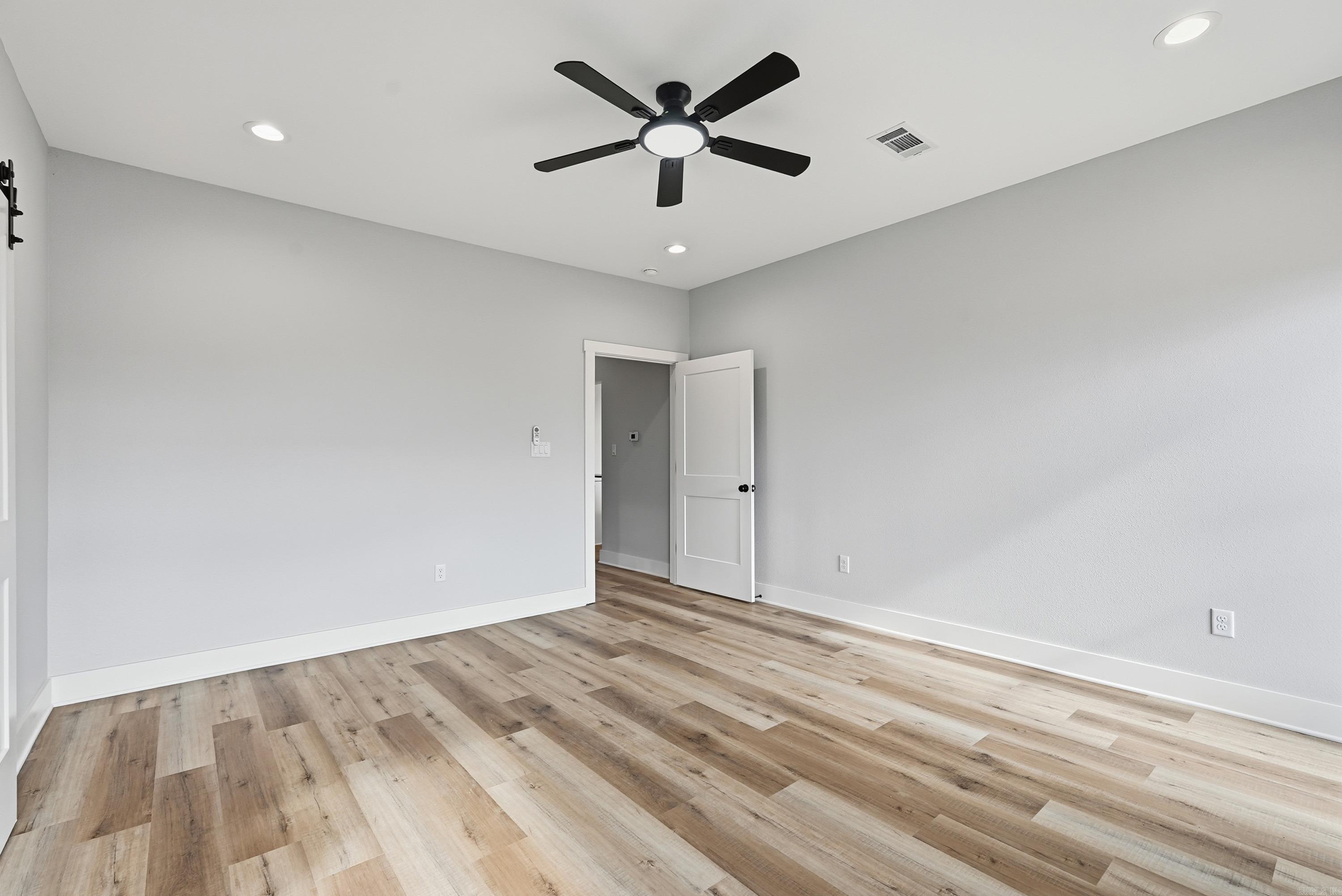 RIDGE VIEW - Residential