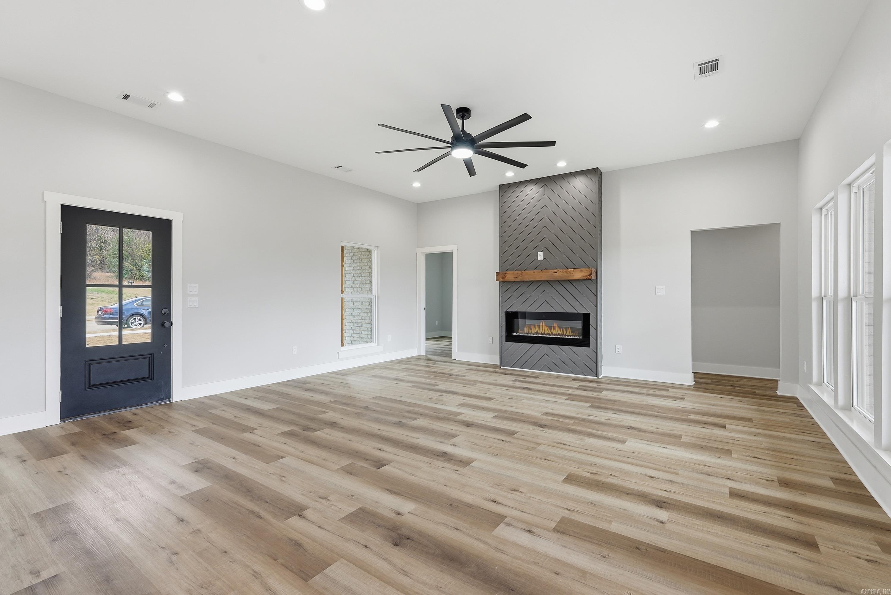 RIDGE VIEW - Residential