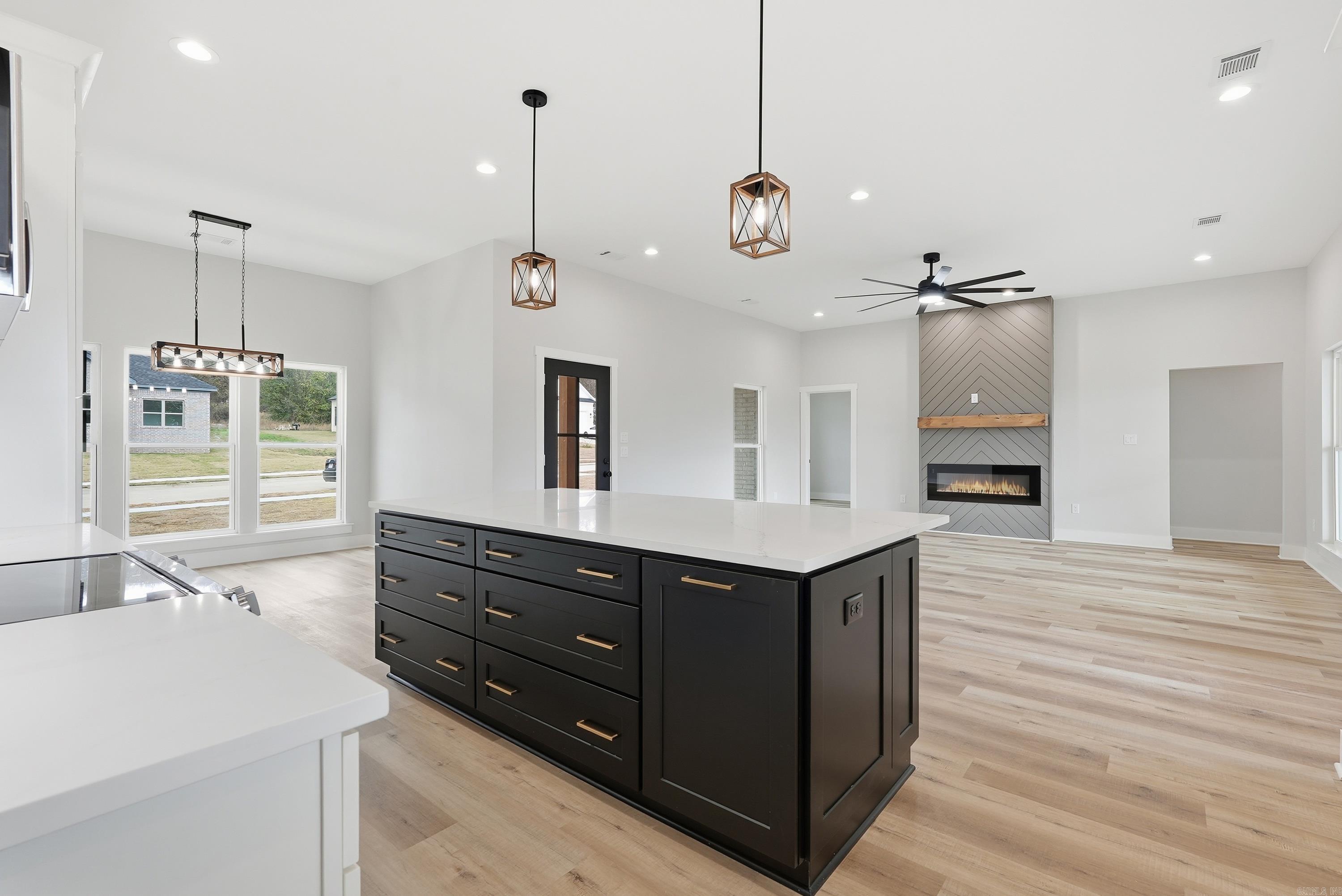 RIDGE VIEW - Residential