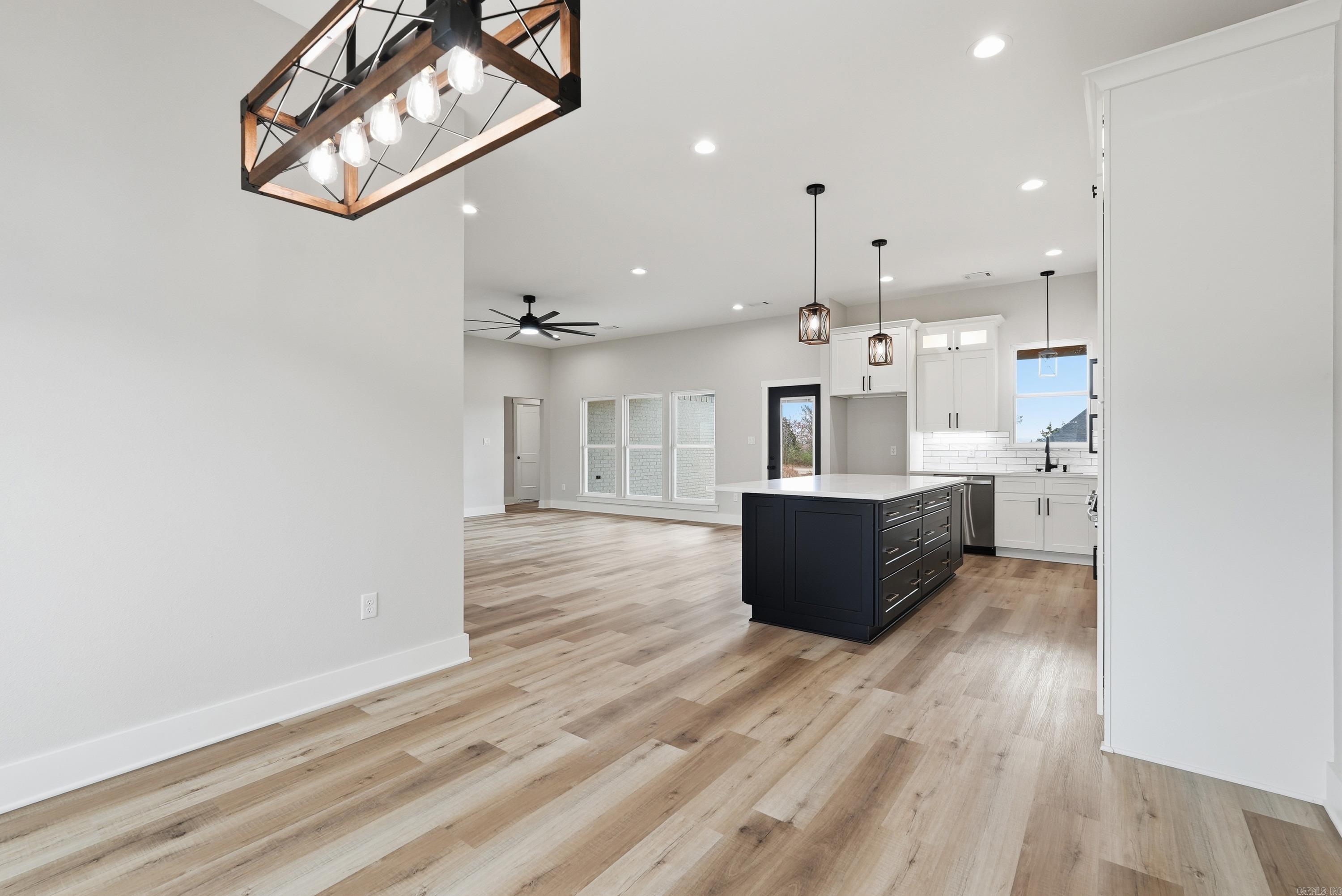 RIDGE VIEW - Residential