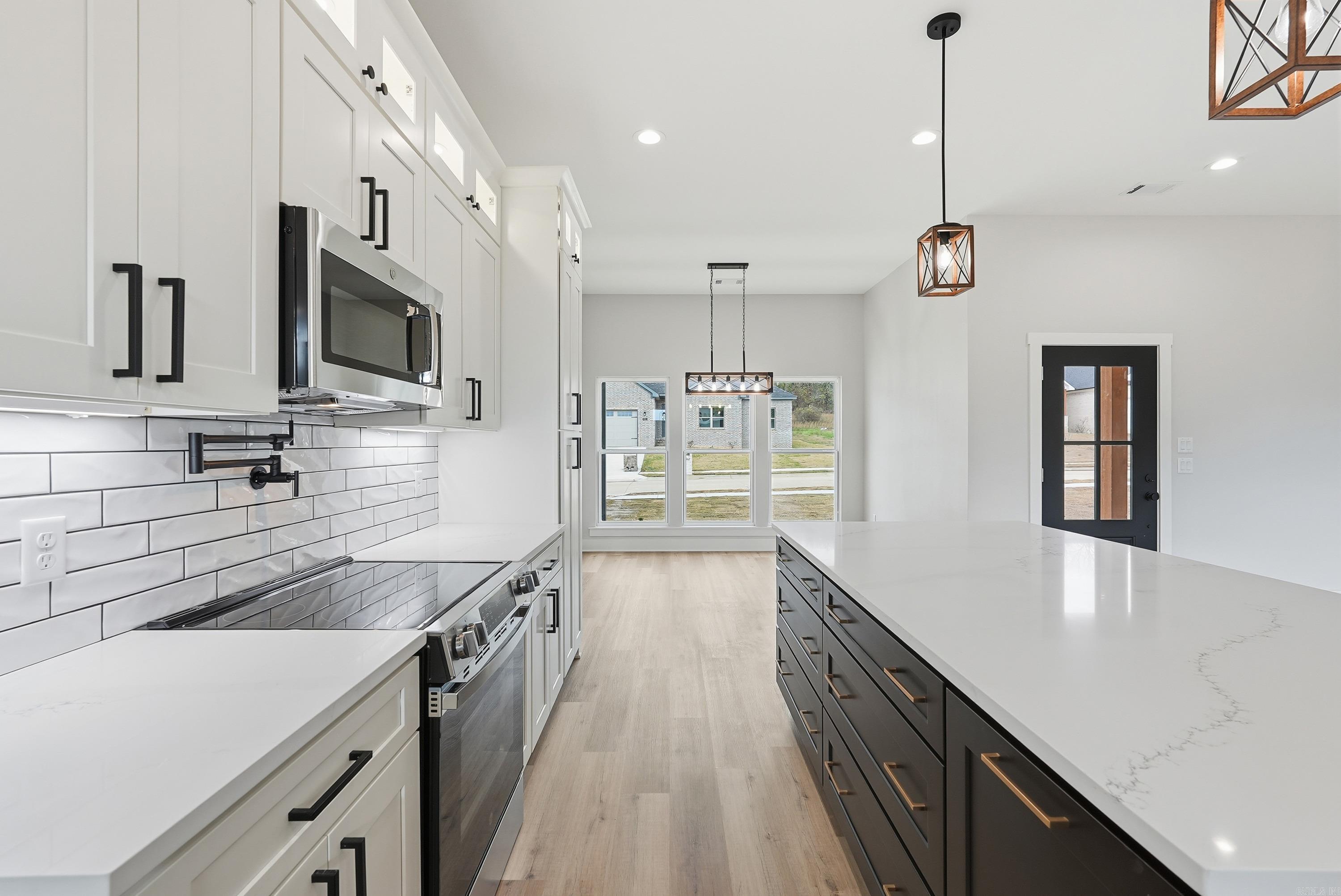 RIDGE VIEW - Residential