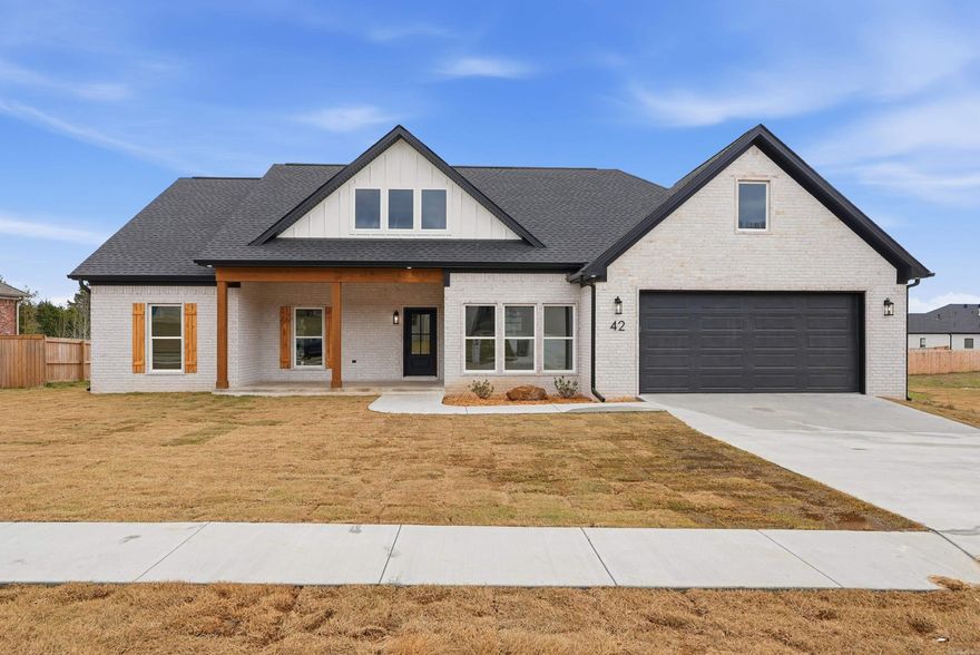 Beautiful new construction home built in Vilonia's new Ridge View Subdivision. This split floor plan has 3 bedrooms, plus office and 2 baths. Master has separate tiled shower with soaker tub, walk-in closet. Kitchen has a large island with quartz countertop that overlooks the living room. Separate dining area. Large windows allow for a ton of natural light in main living area. Extra large front and back porches allow for extended living spaces. LVP throughout, tile in bathrooms.