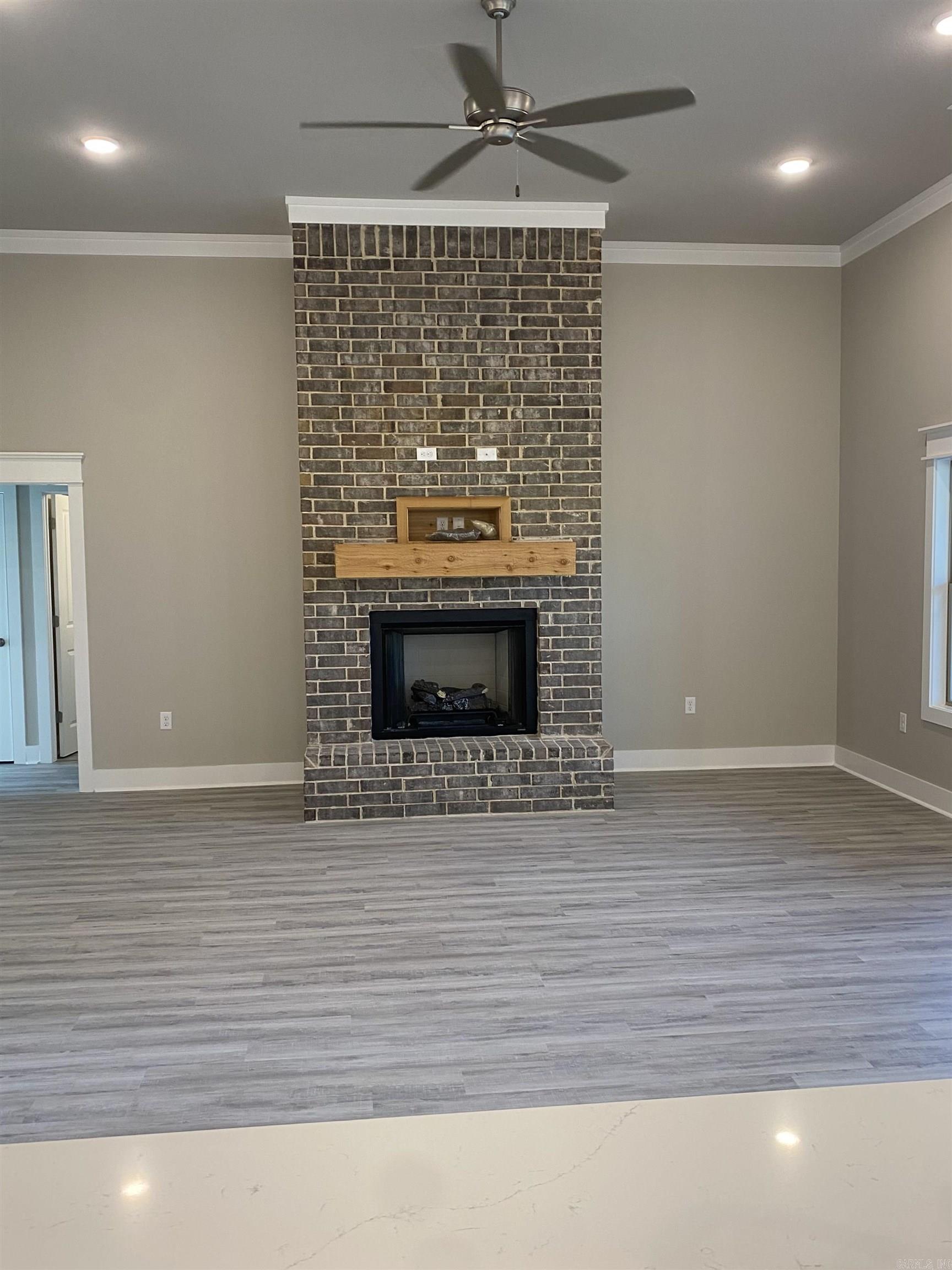 Lake Pointe Estates - Residential