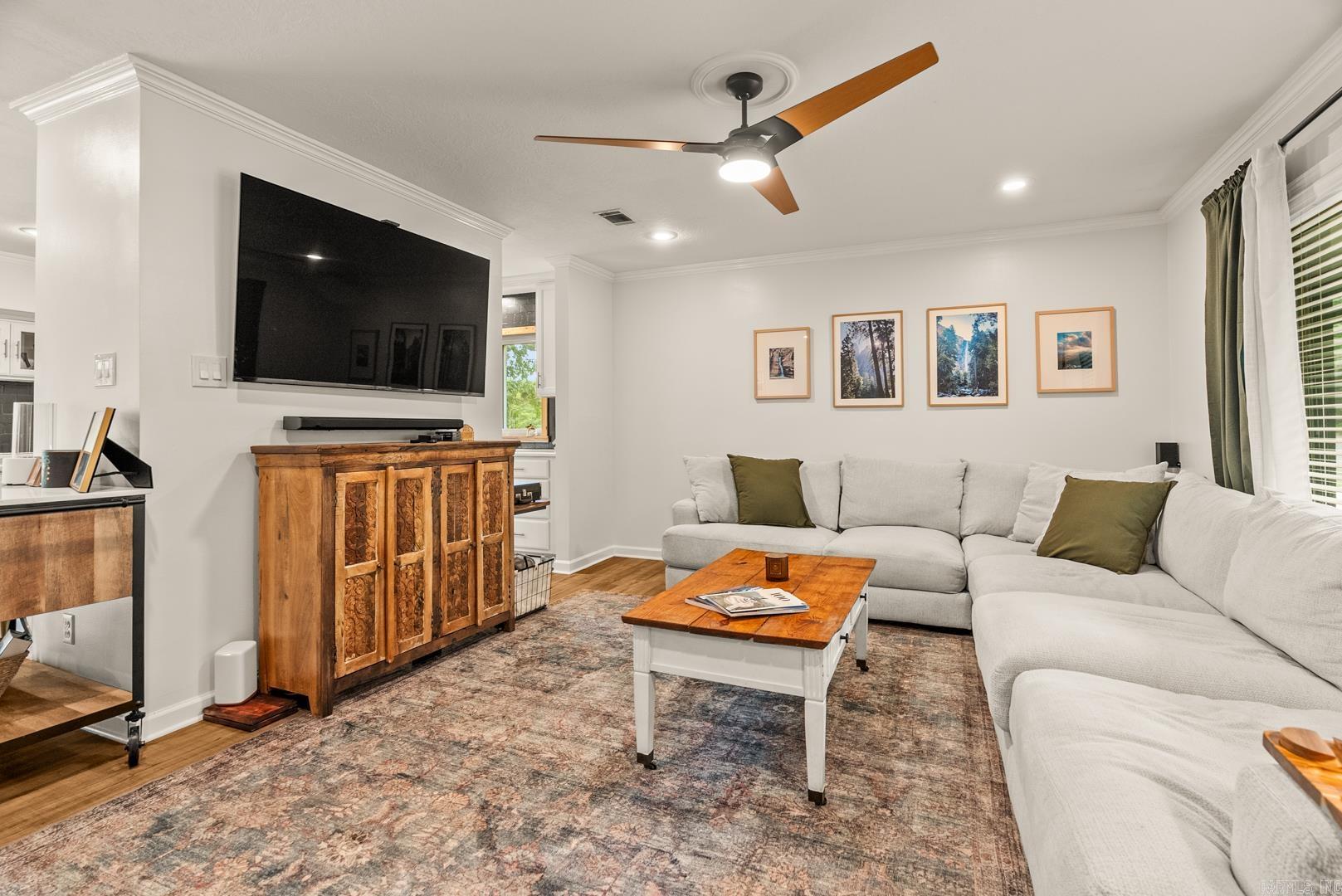 SPRING VALLEY MANOR - Residential