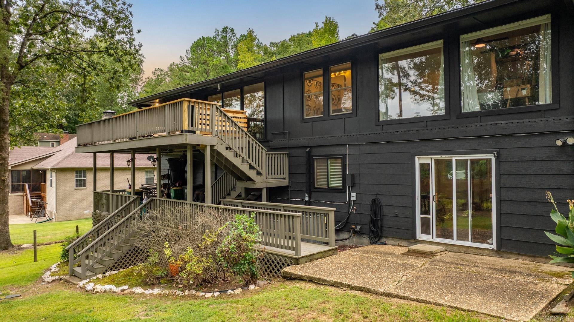 SPRING VALLEY MANOR - Residential
