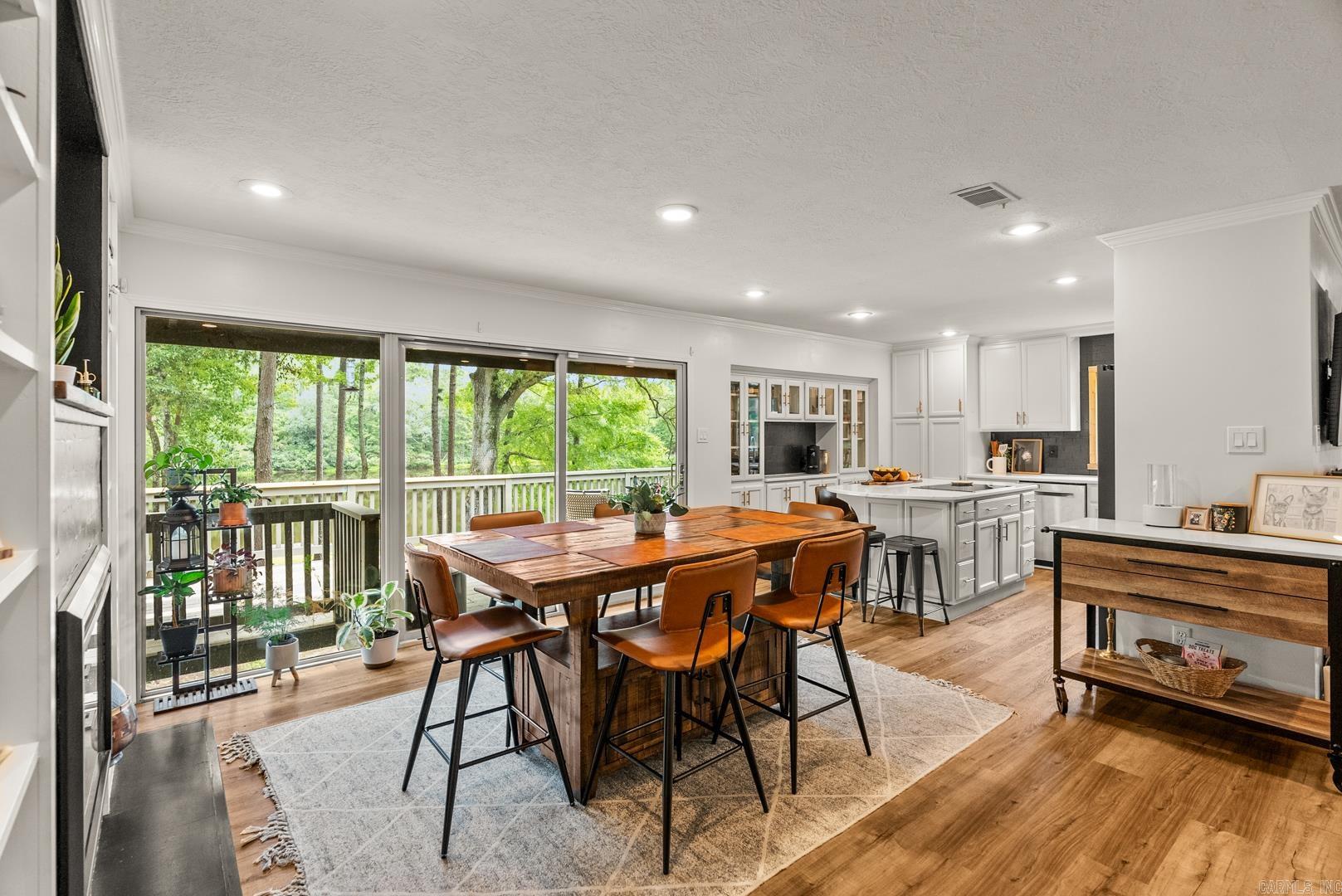 SPRING VALLEY MANOR - Residential