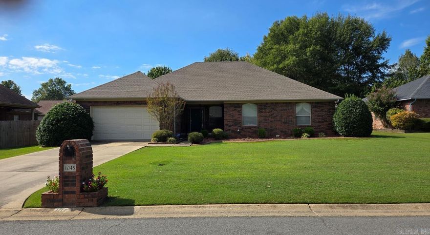 Welcome to 1045 Spatz! This charming Conway home features a newly landscaped yard and beautiful curb appeal that make it stand out from the street. Inside, you’ll find comfortable living spaces and a bright sunroom overlooking a park-like backyard — perfect for relaxing or entertaining. Enjoy the peaceful setting and spacious outdoor area while still being close to everything Conway has to offer!