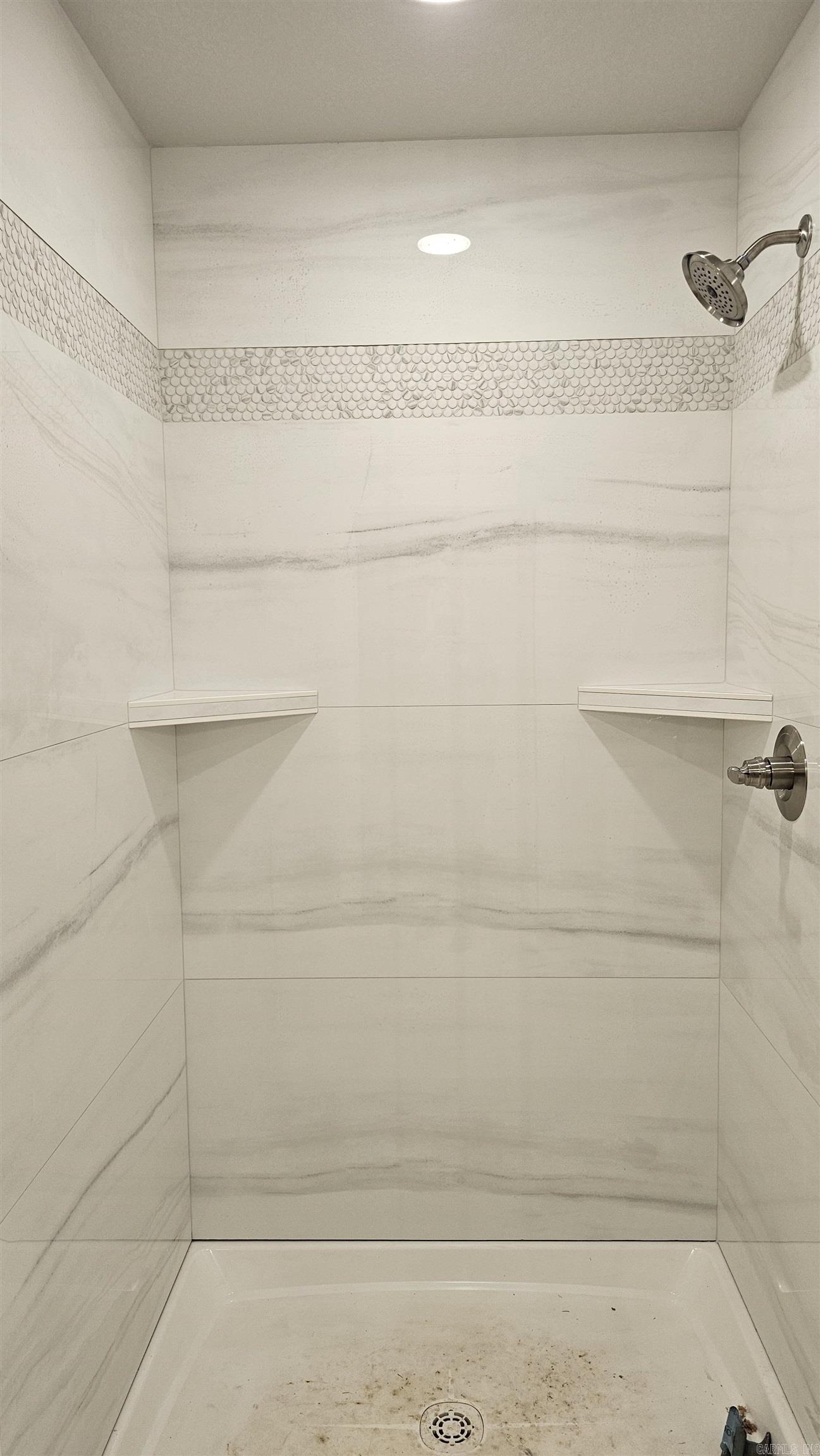 SIERRA HILLS - Residential