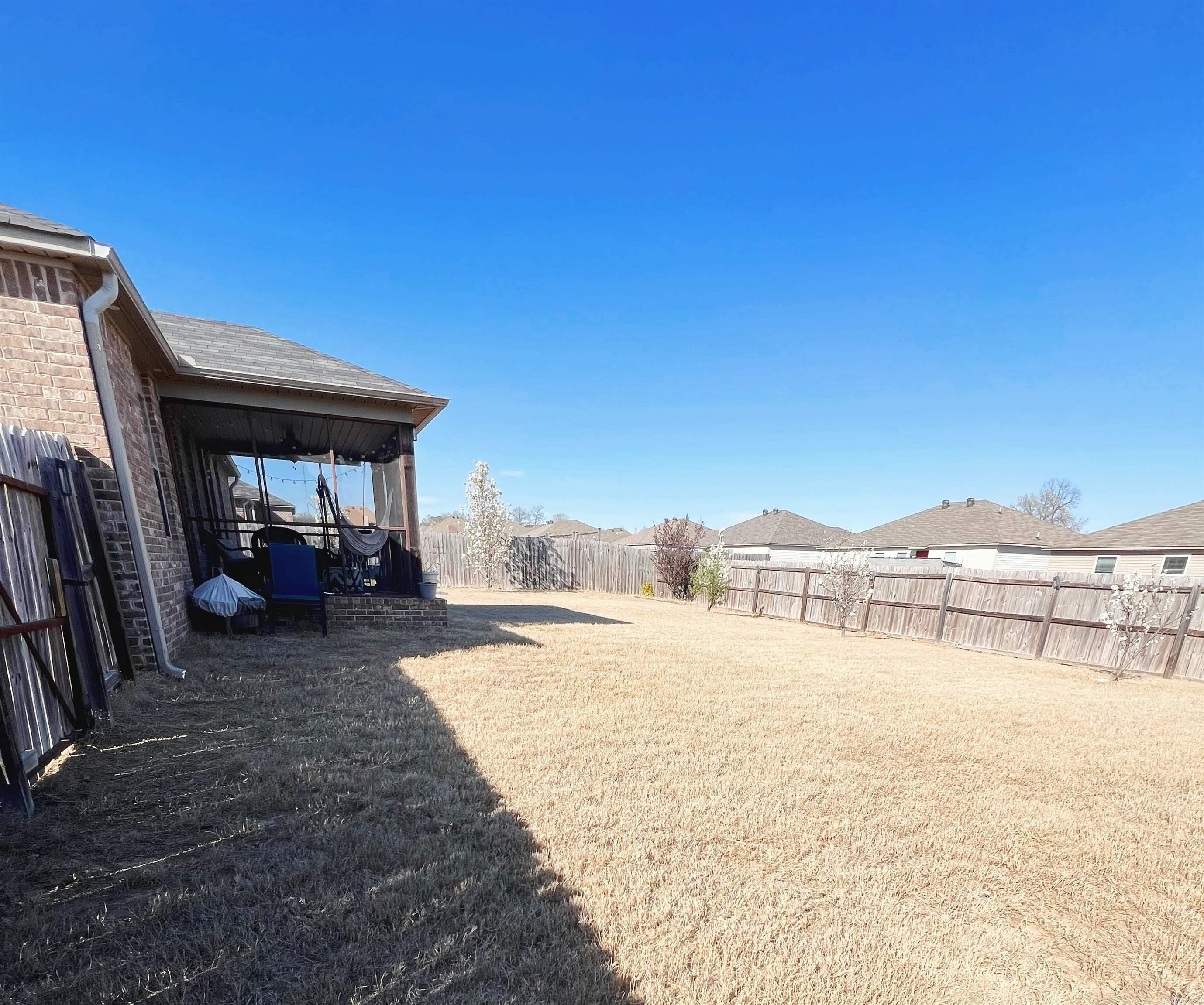 JUDE'S CROSSING - Residential